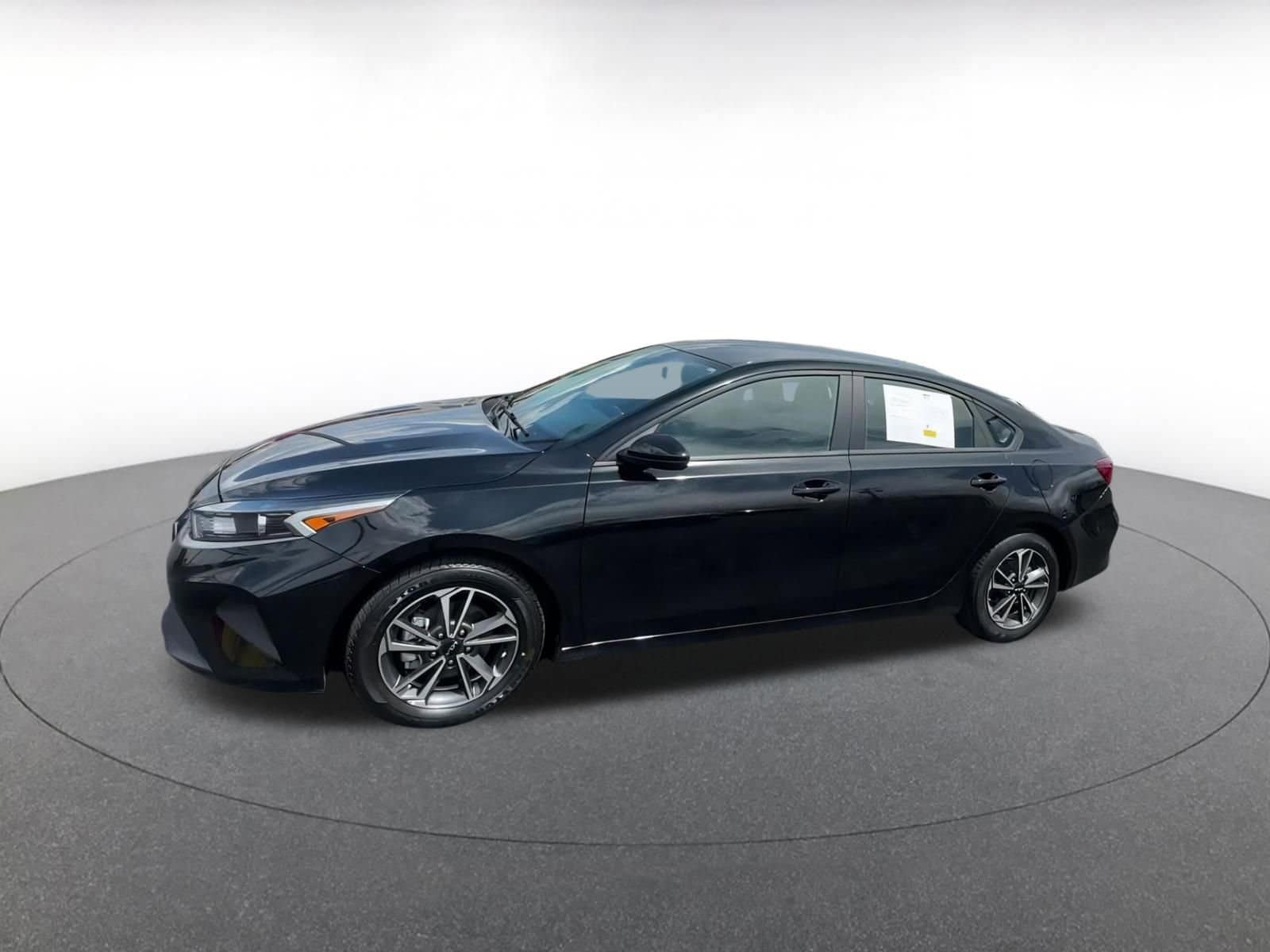 2024 Kia Forte LXS 7