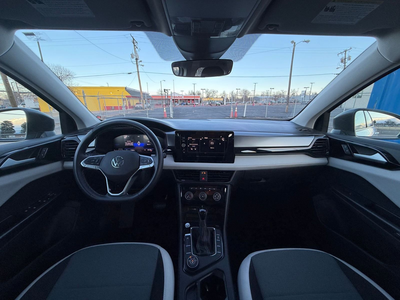 Thumbnail: 2025 Volkswagen Taos - 31