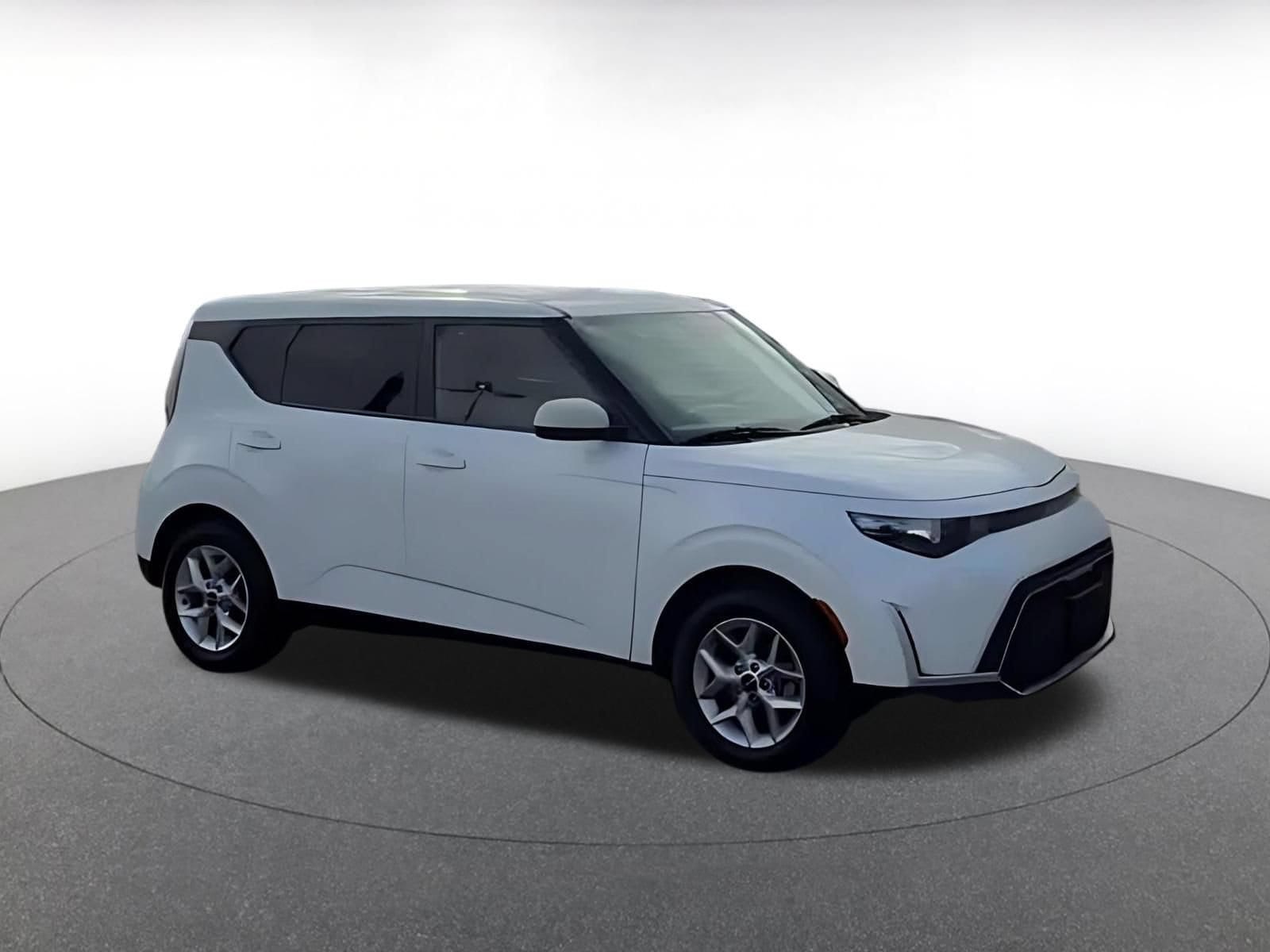 Thumbnail: 2025 Kia Soul - 2
