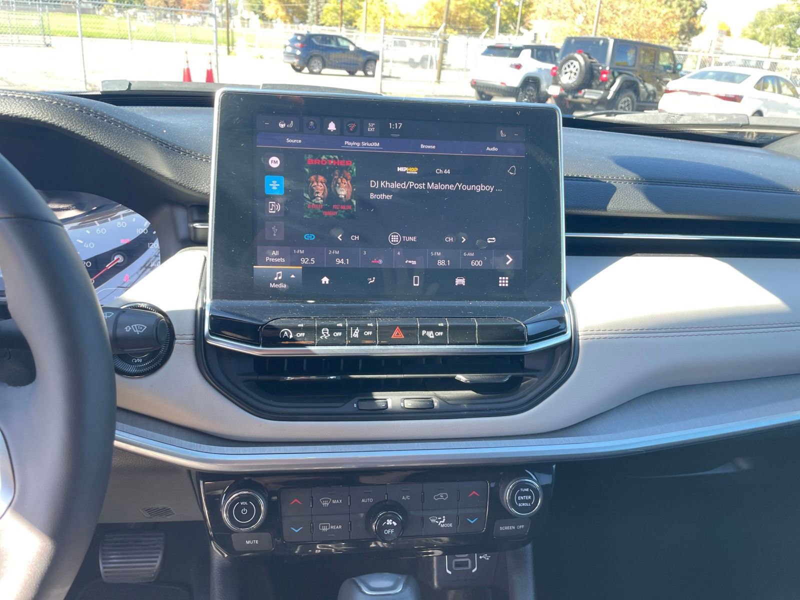 Thumbnail: 2025 Jeep Compass - 18