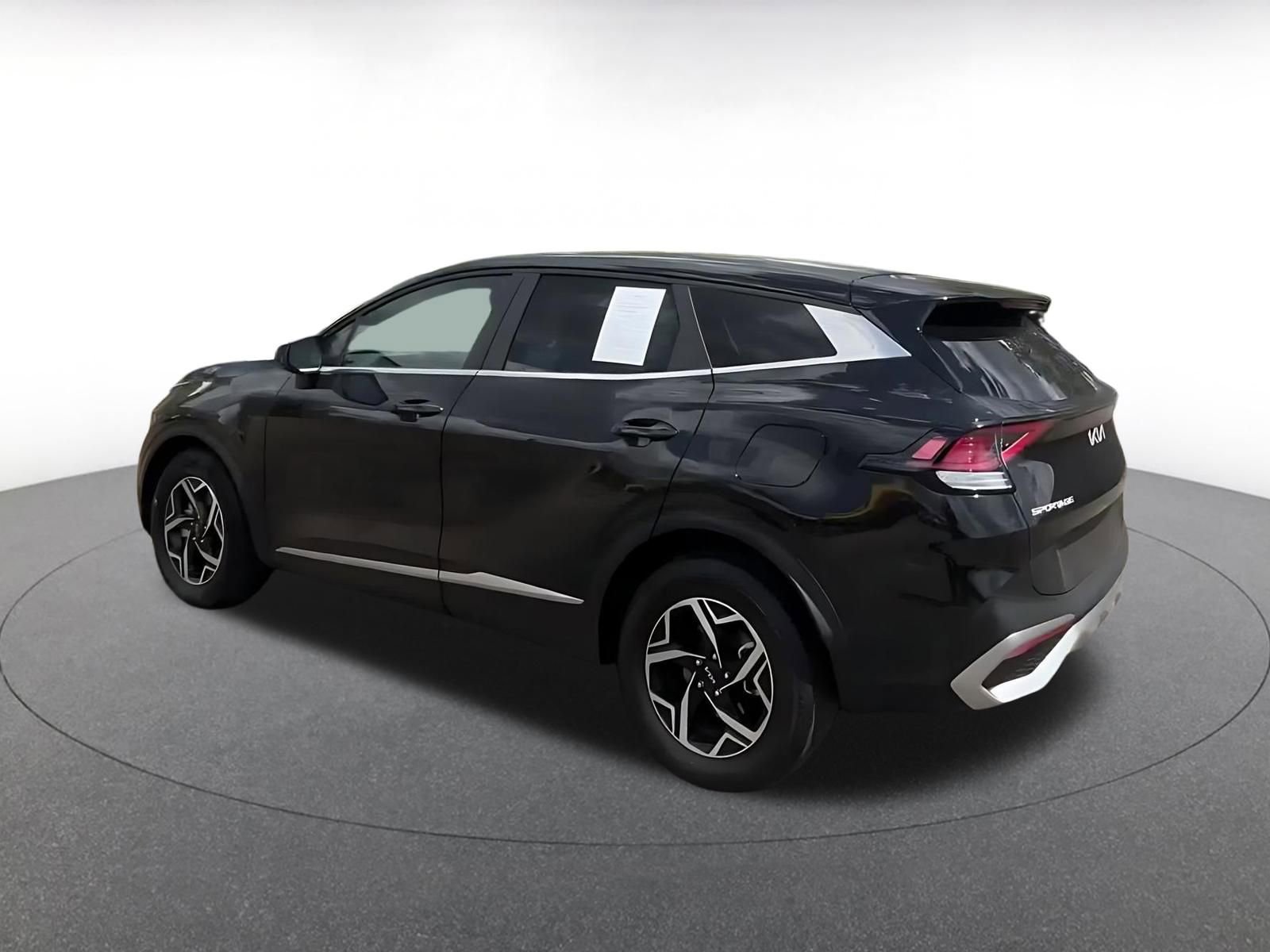 Thumbnail: 2025 Kia Sportage - 10