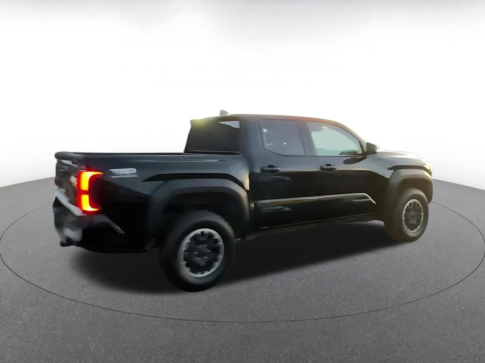 Thumbnail: 2025 Toyota Tacoma - 14