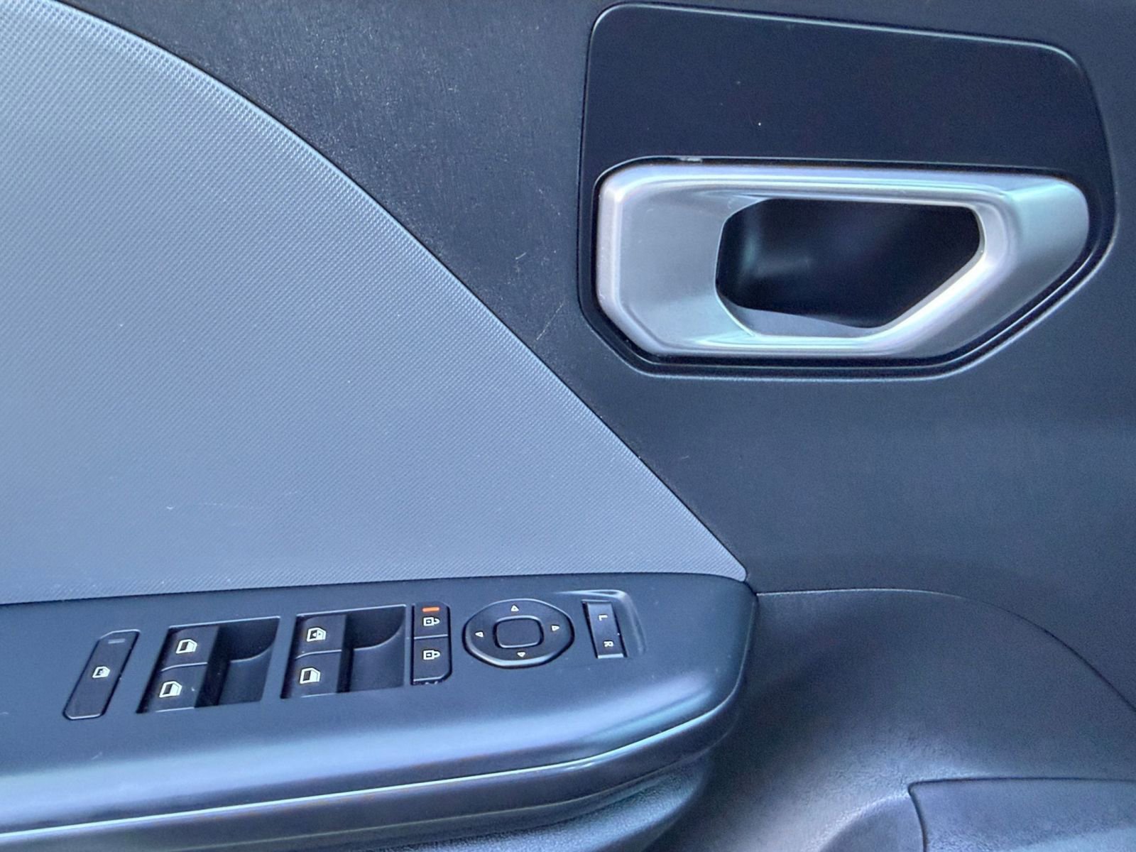 Thumbnail: 2025 Kia K4 - 18