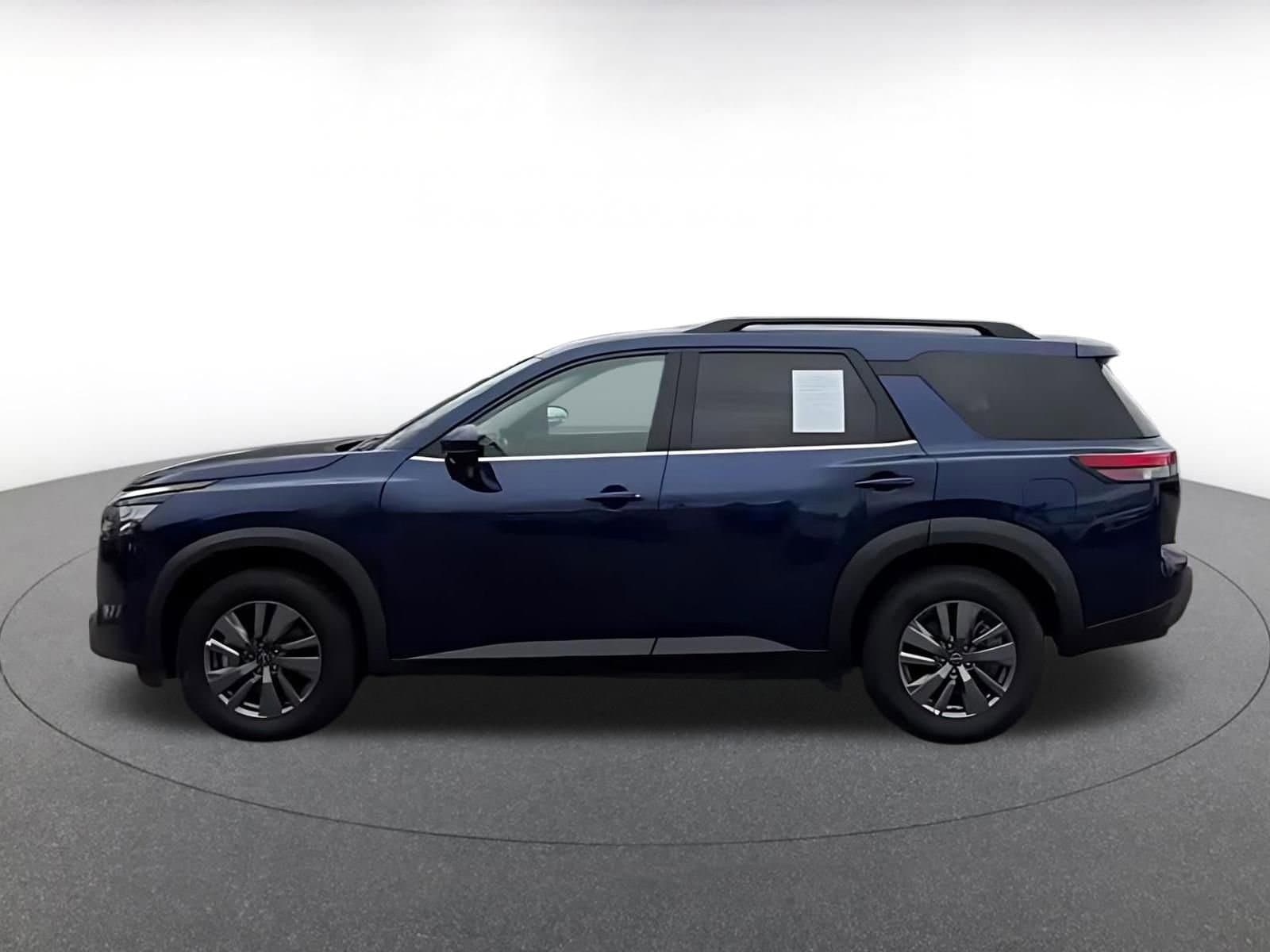 Thumbnail: 2025 Nissan Pathfinder - 9