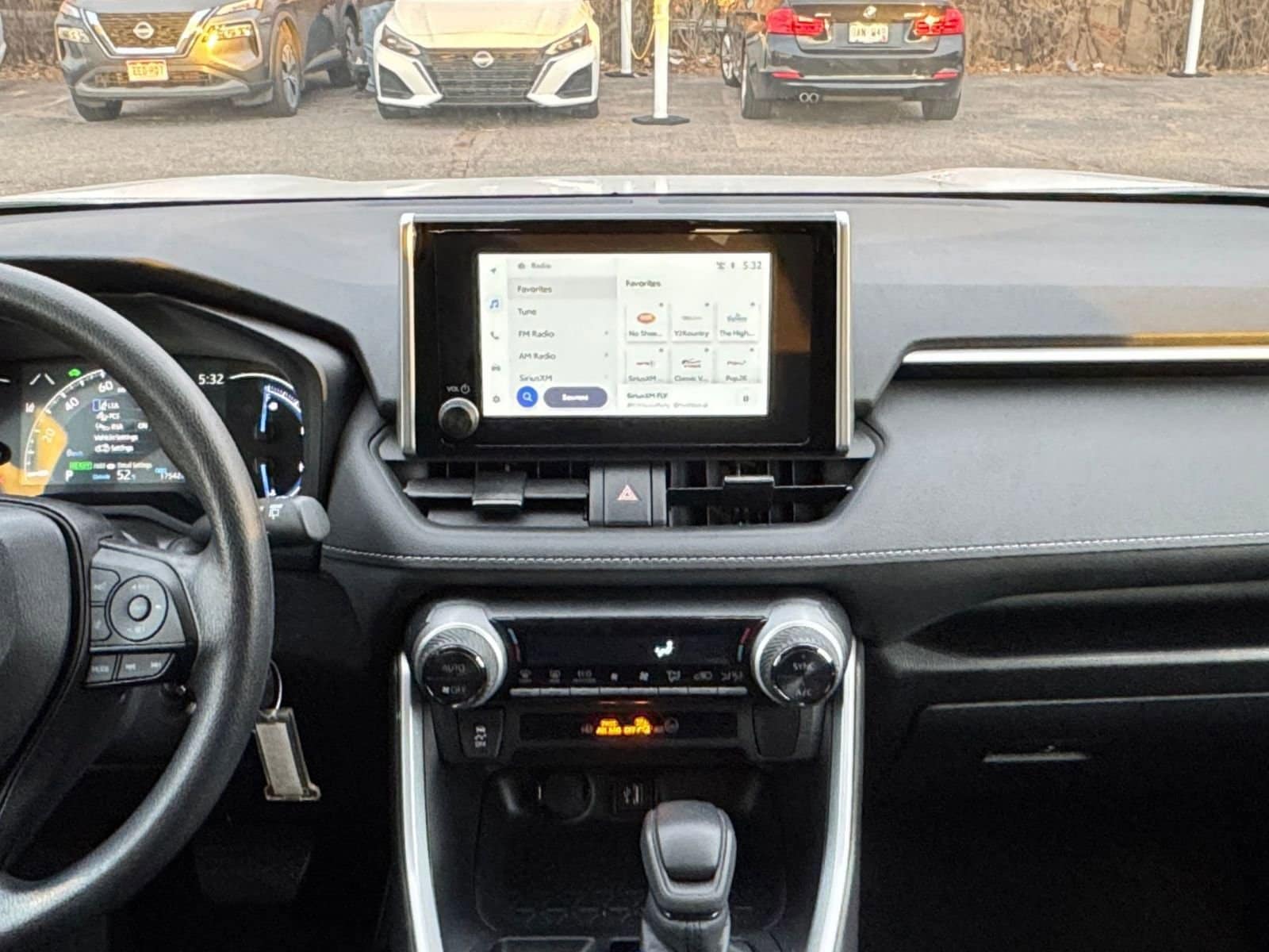 Thumbnail: 2025 Toyota RAV4 - 18