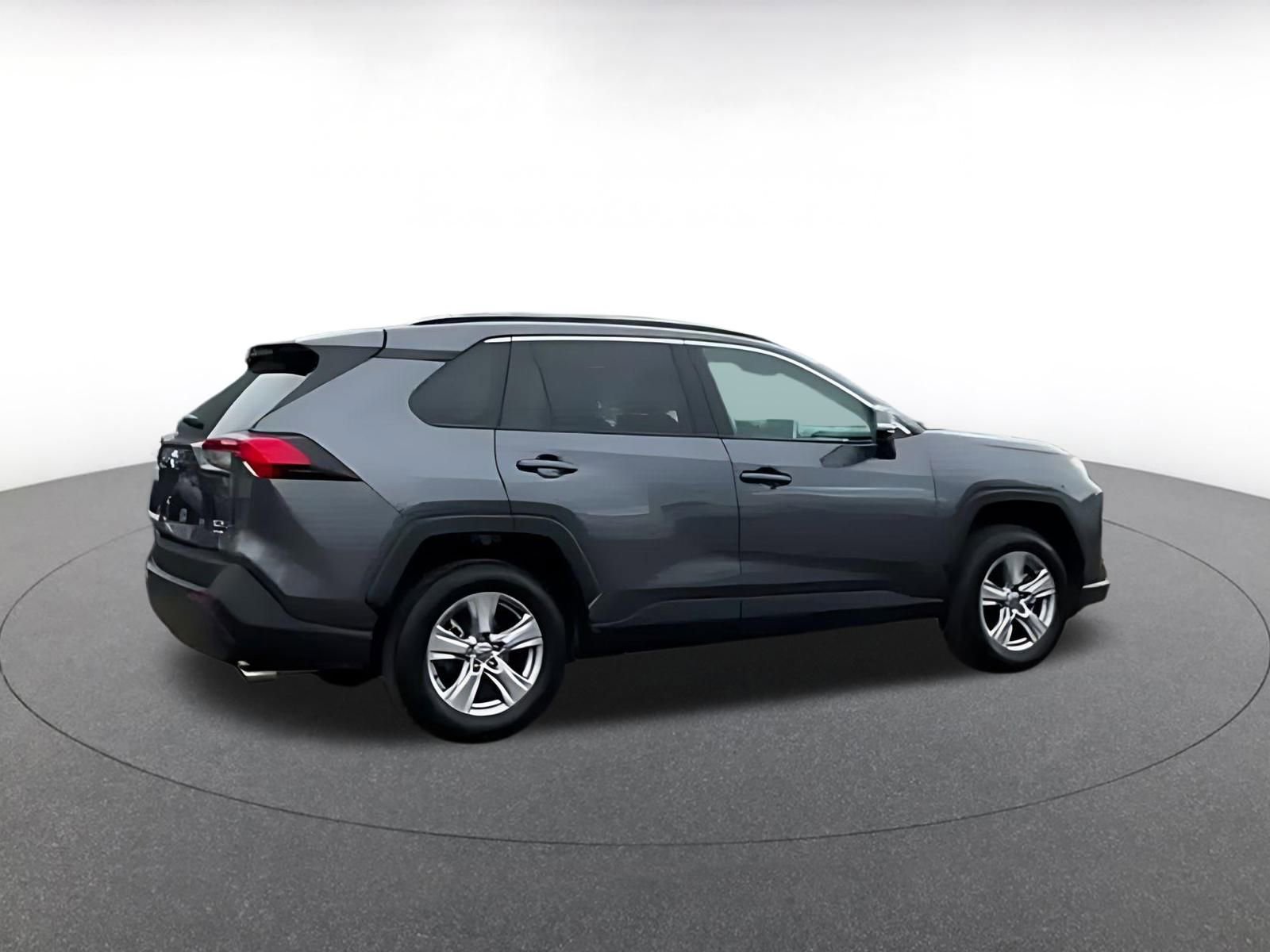 Thumbnail: 2025 Toyota RAV4 - 14