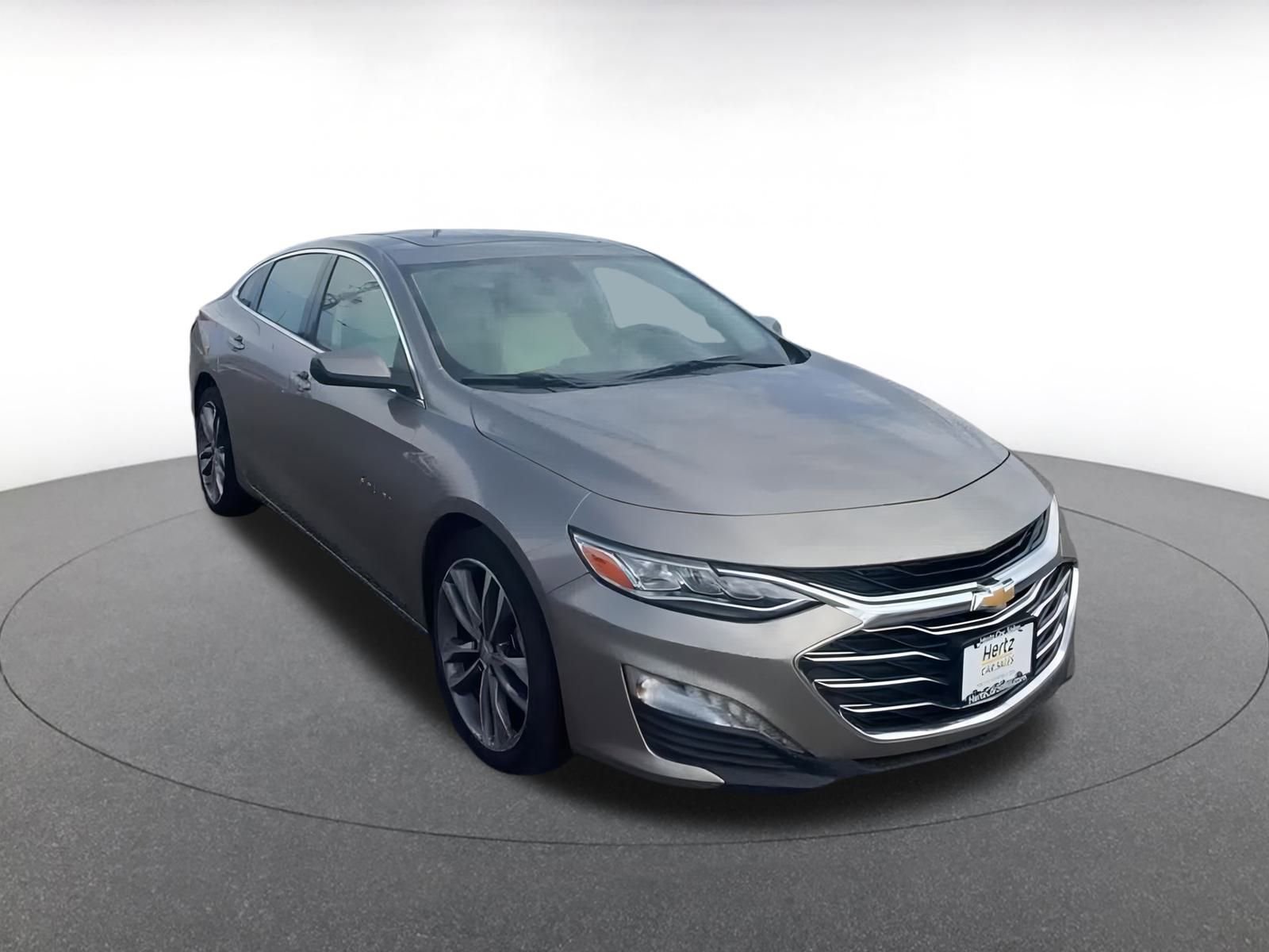 Thumbnail: 2024 Chevrolet Malibu - 3