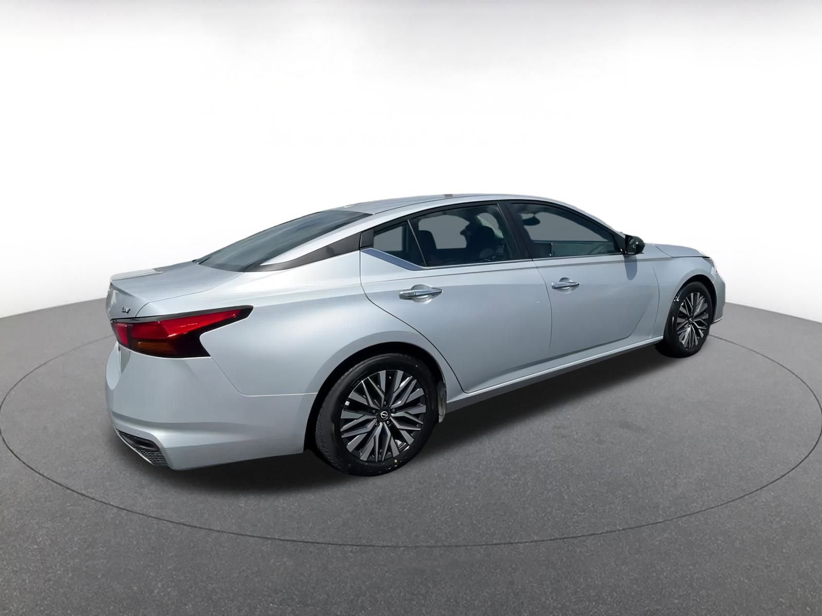 Thumbnail: 2024 Nissan Altima - 15