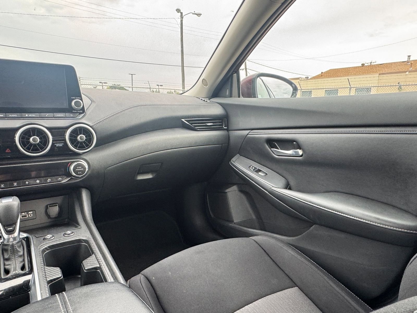 Thumbnail: 2021 Nissan Sentra - 33