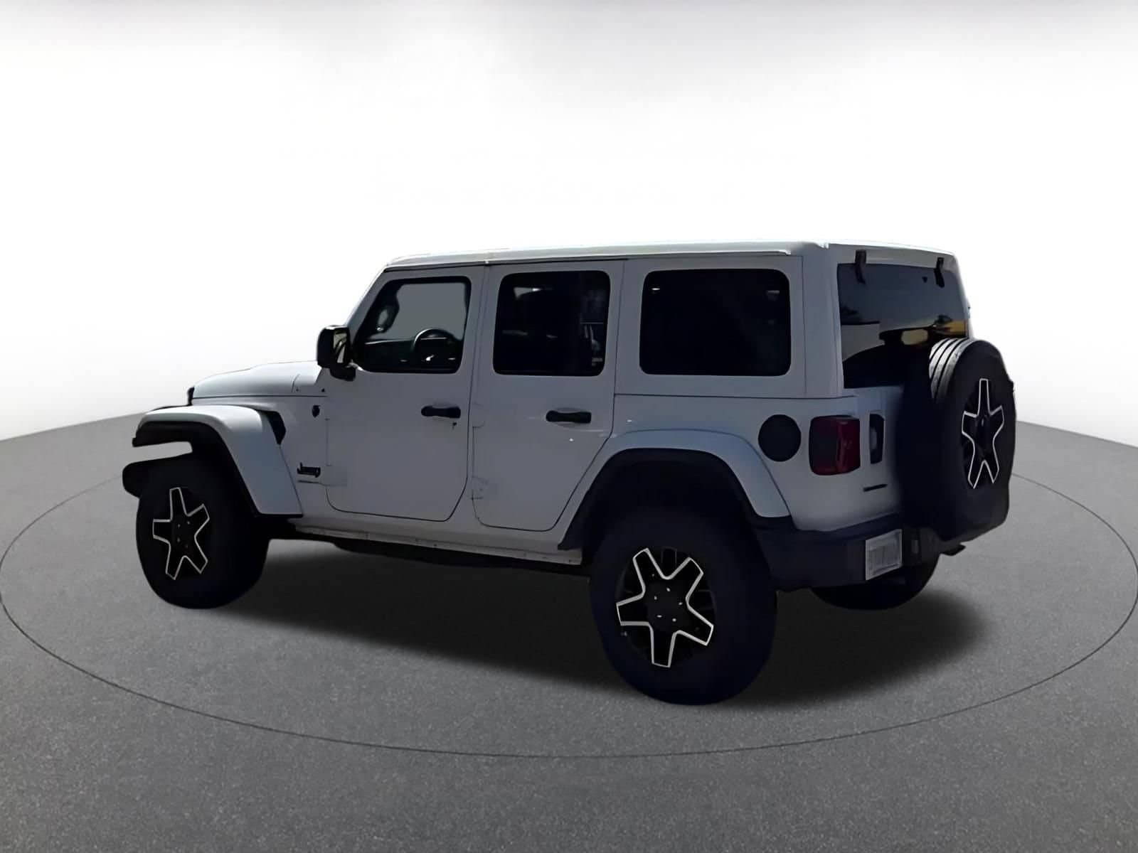 Thumbnail: 2025 Jeep Wrangler - 14