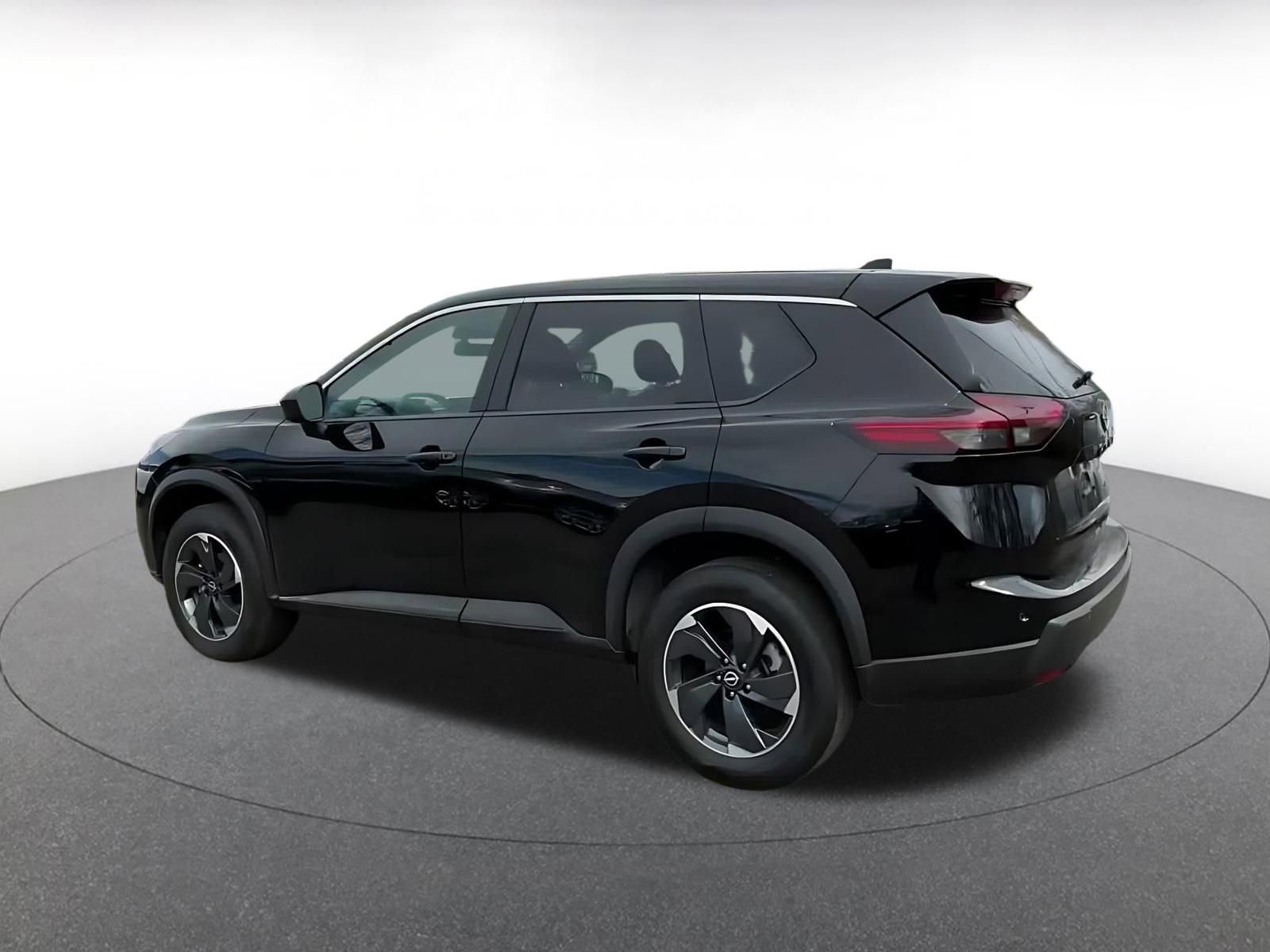 Thumbnail: 2025 Nissan Rogue - 10