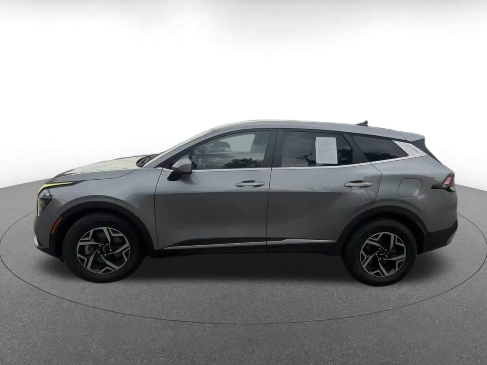 Thumbnail: 2024 Kia Sportage - 9