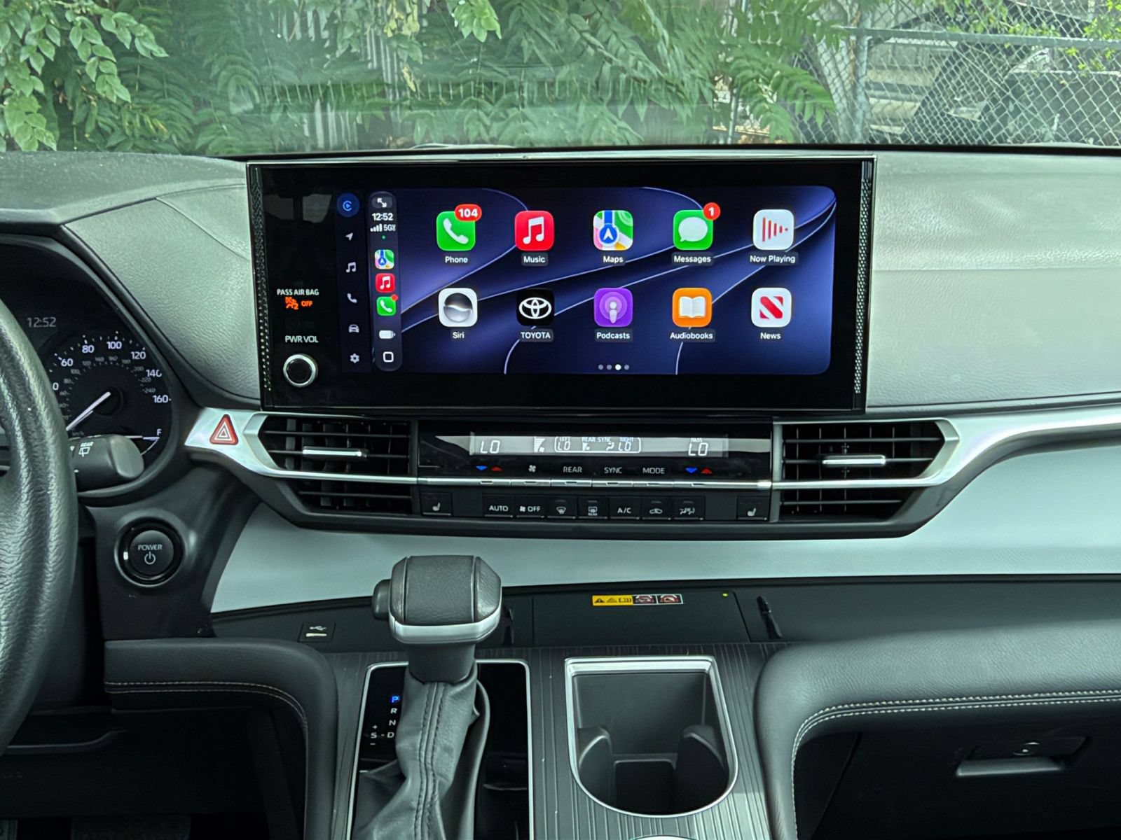 Thumbnail: 2025 Toyota Sienna - 20