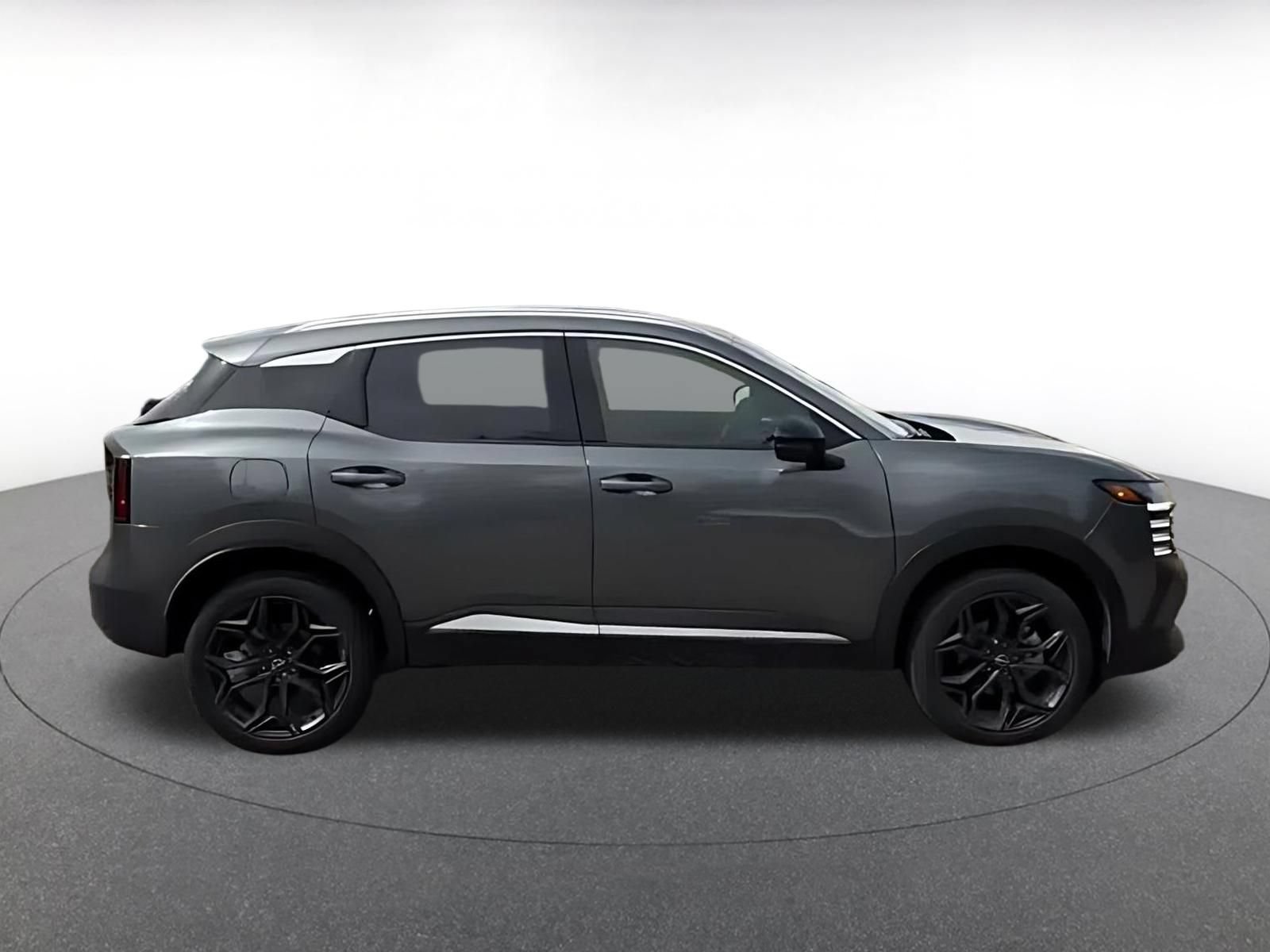 Thumbnail: 2026 Nissan Kicks - 15
