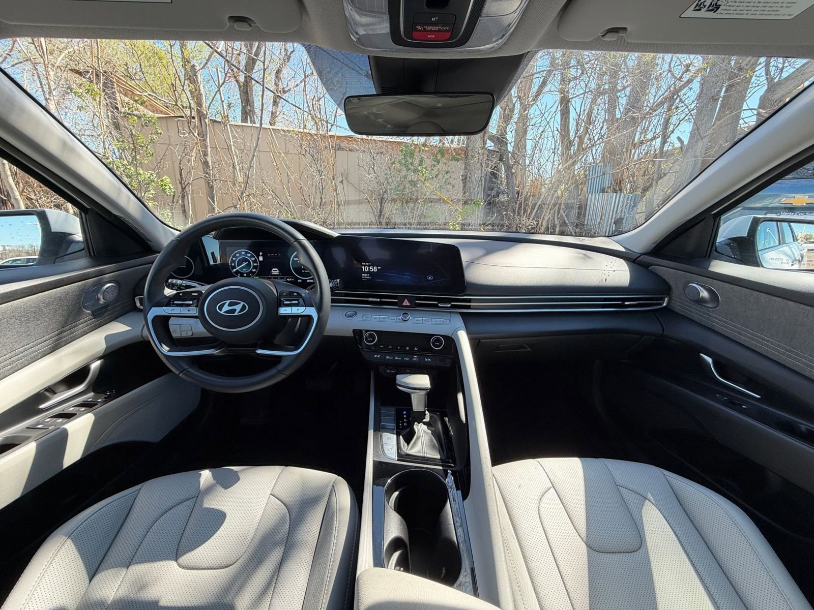 Thumbnail: 2025 Hyundai Elantra - 33