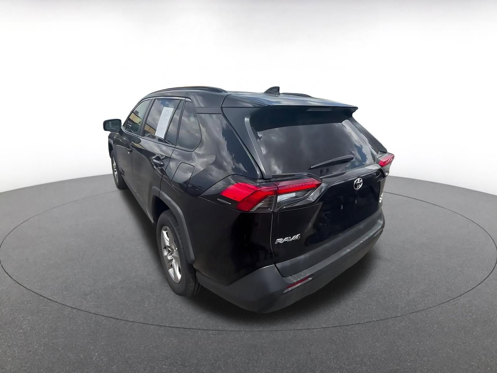 Thumbnail: 2025 Toyota RAV4 - 11