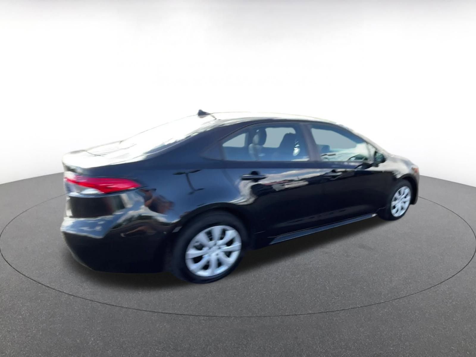 Thumbnail: 2024 Toyota Corolla - 15