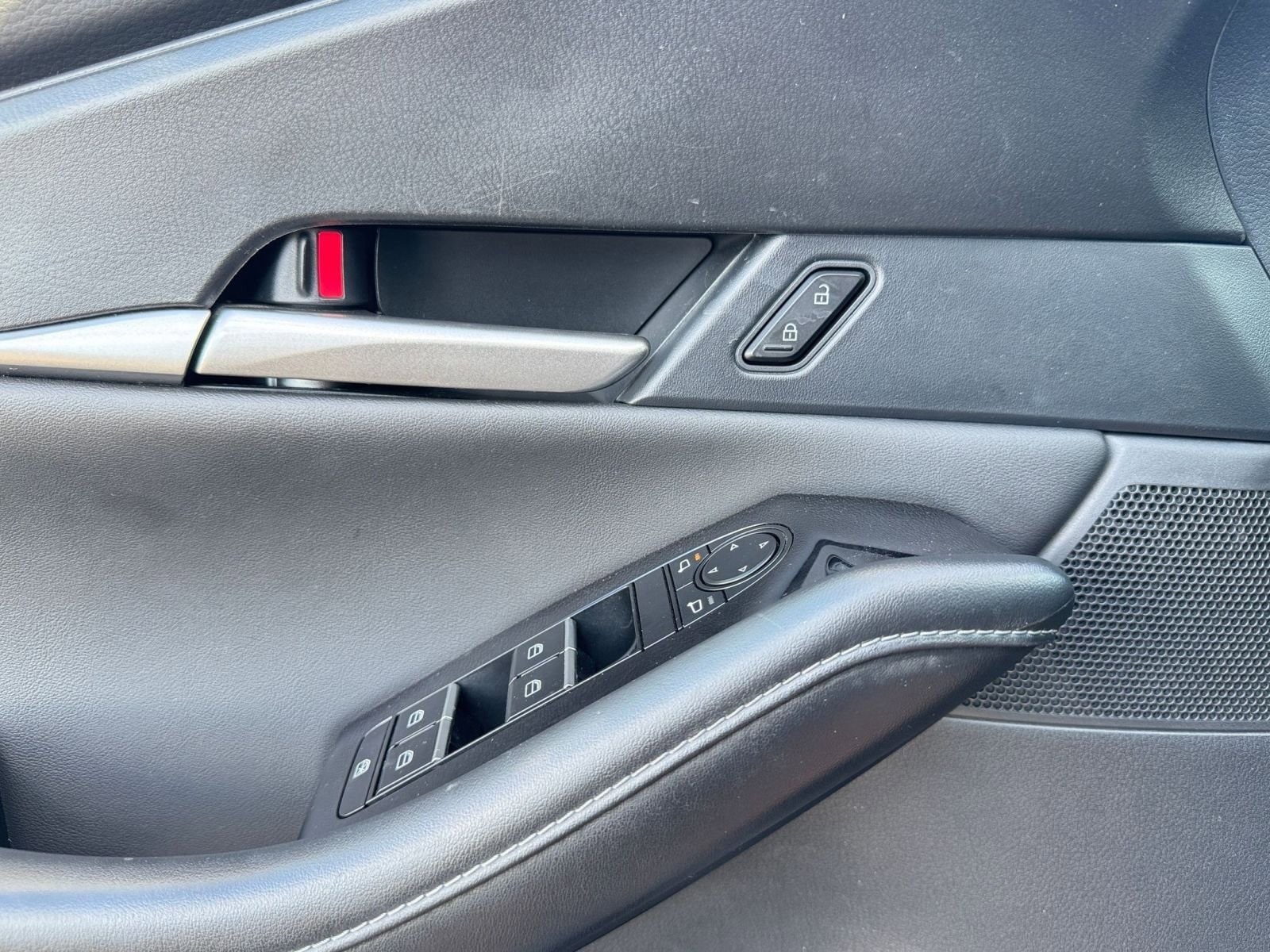 Thumbnail: 2025 Mazda CX-30 - 20