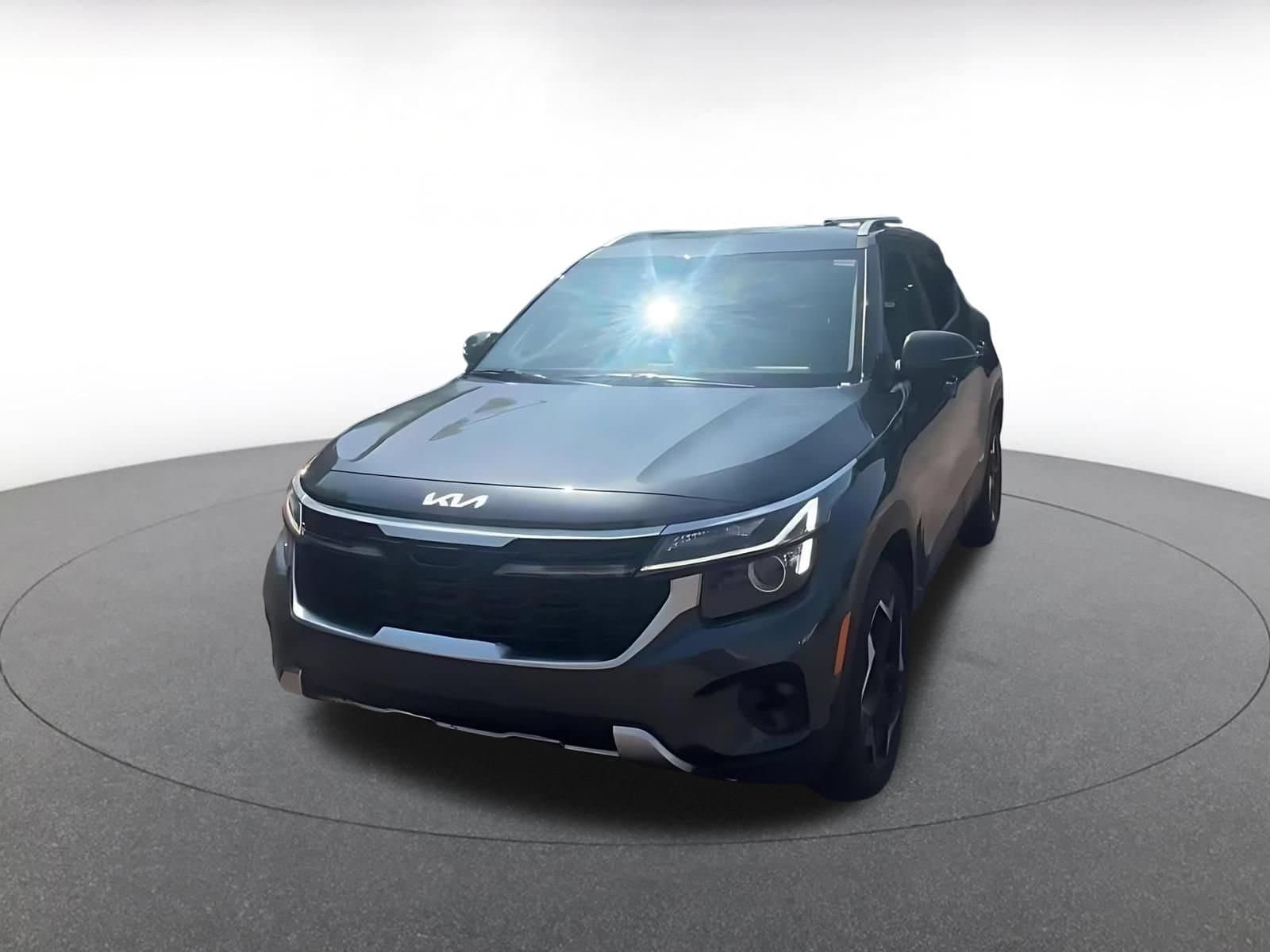 Thumbnail: 2025 Kia Seltos - 7