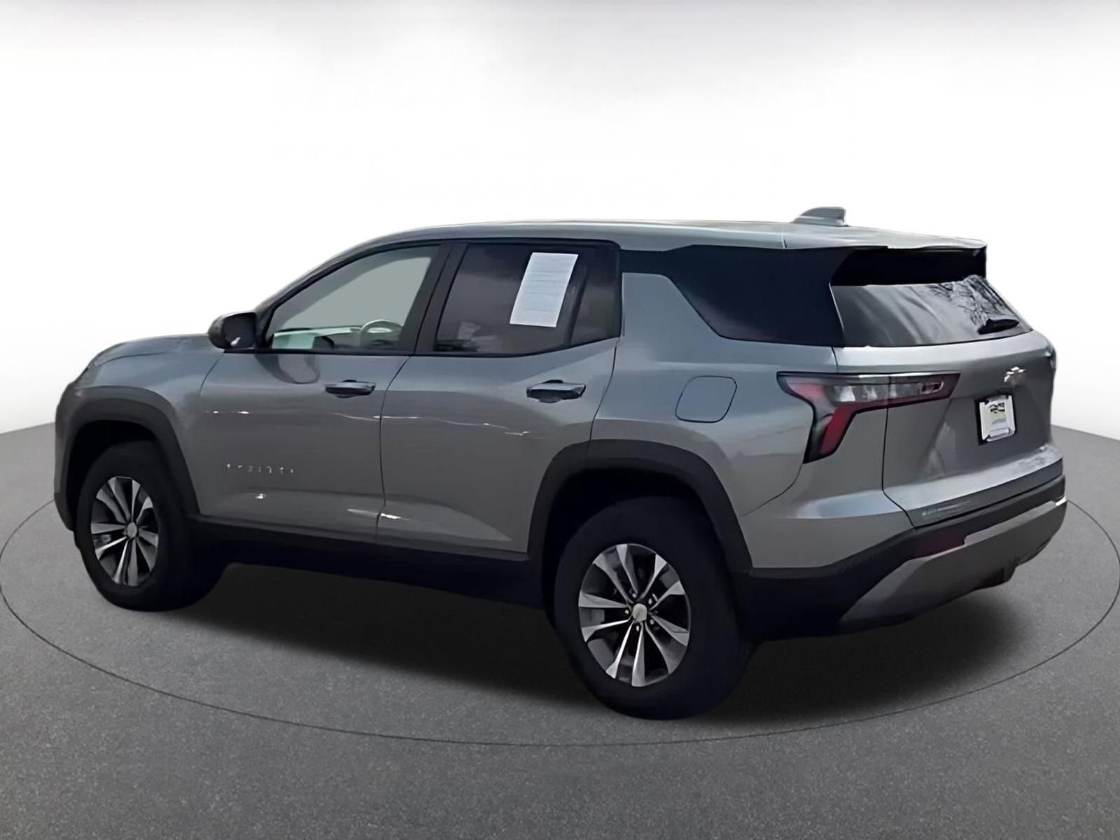 Thumbnail: 2025 Chevrolet Equinox - 10