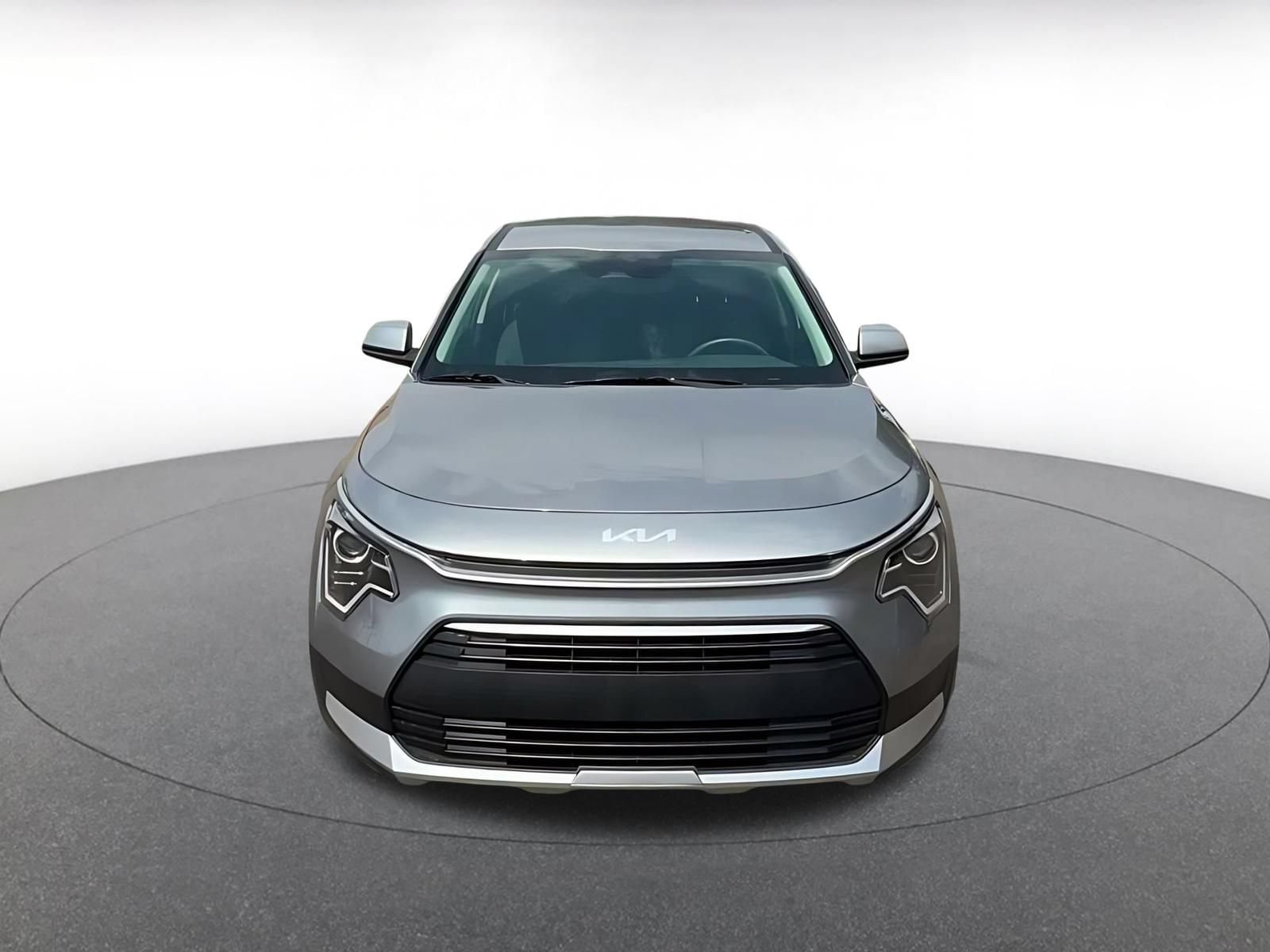 Thumbnail: 2026 Kia Niro - 4