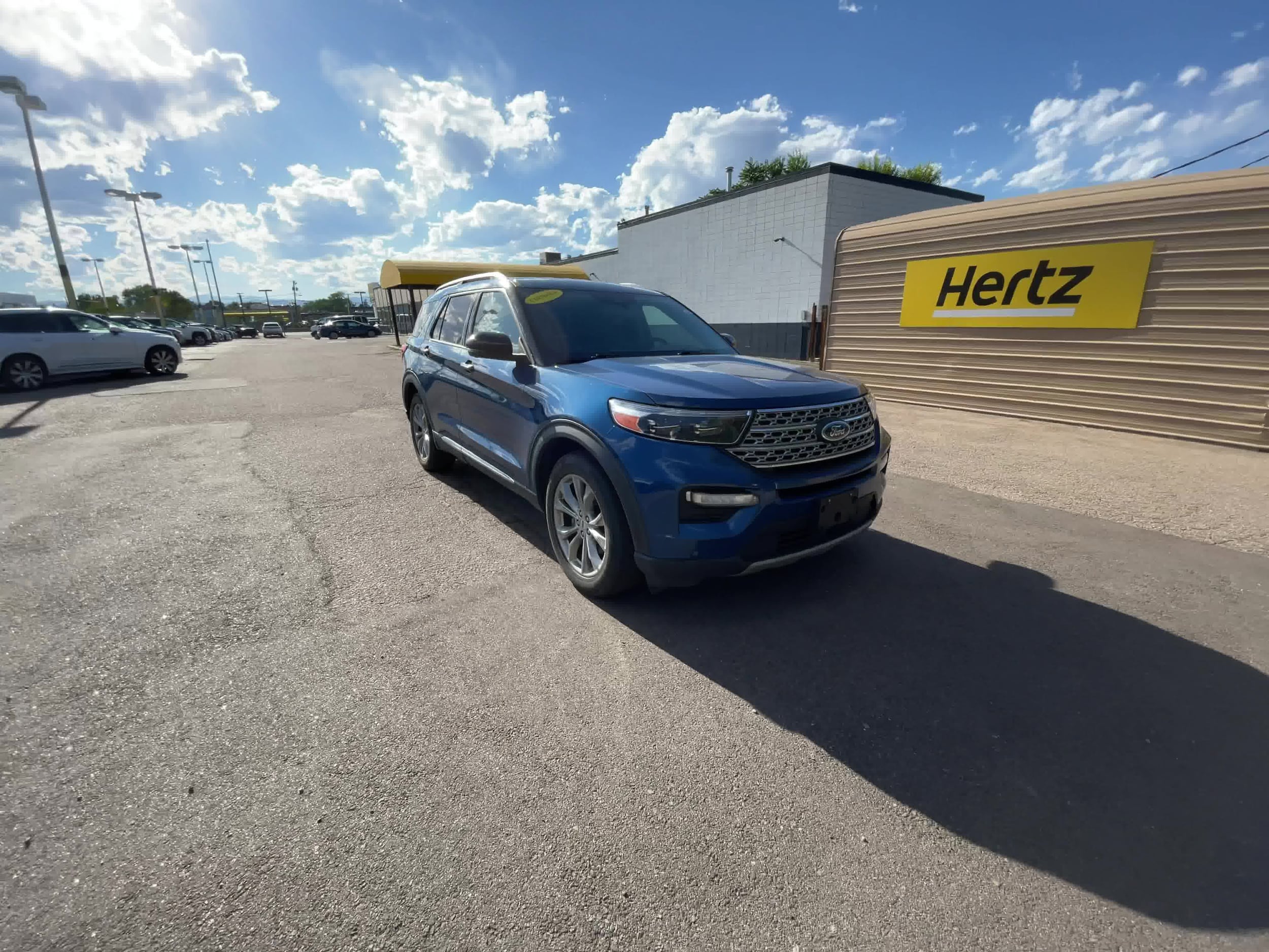 2021 Ford Explorer Limited 3