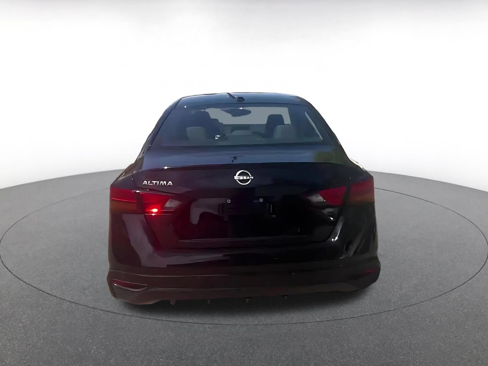 Thumbnail: 2025 Nissan Altima - 11