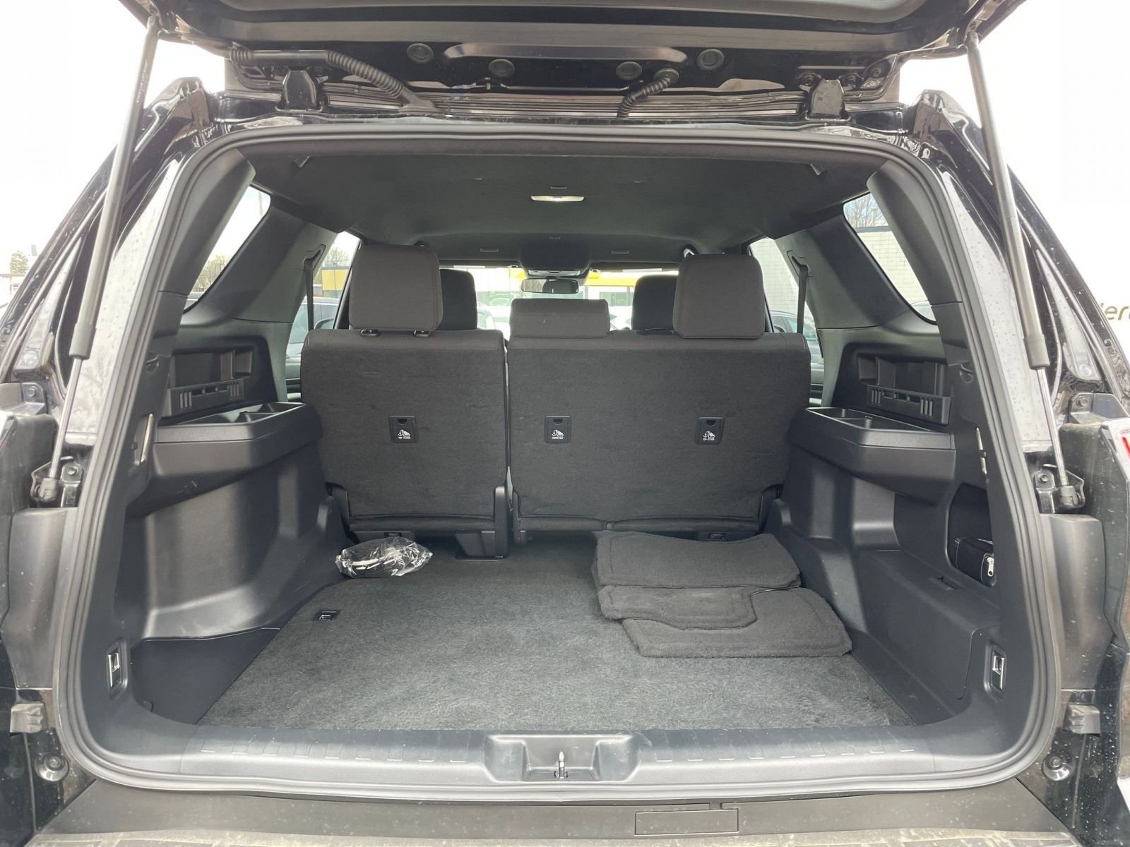 Thumbnail: 2025 Toyota 4Runner - 31