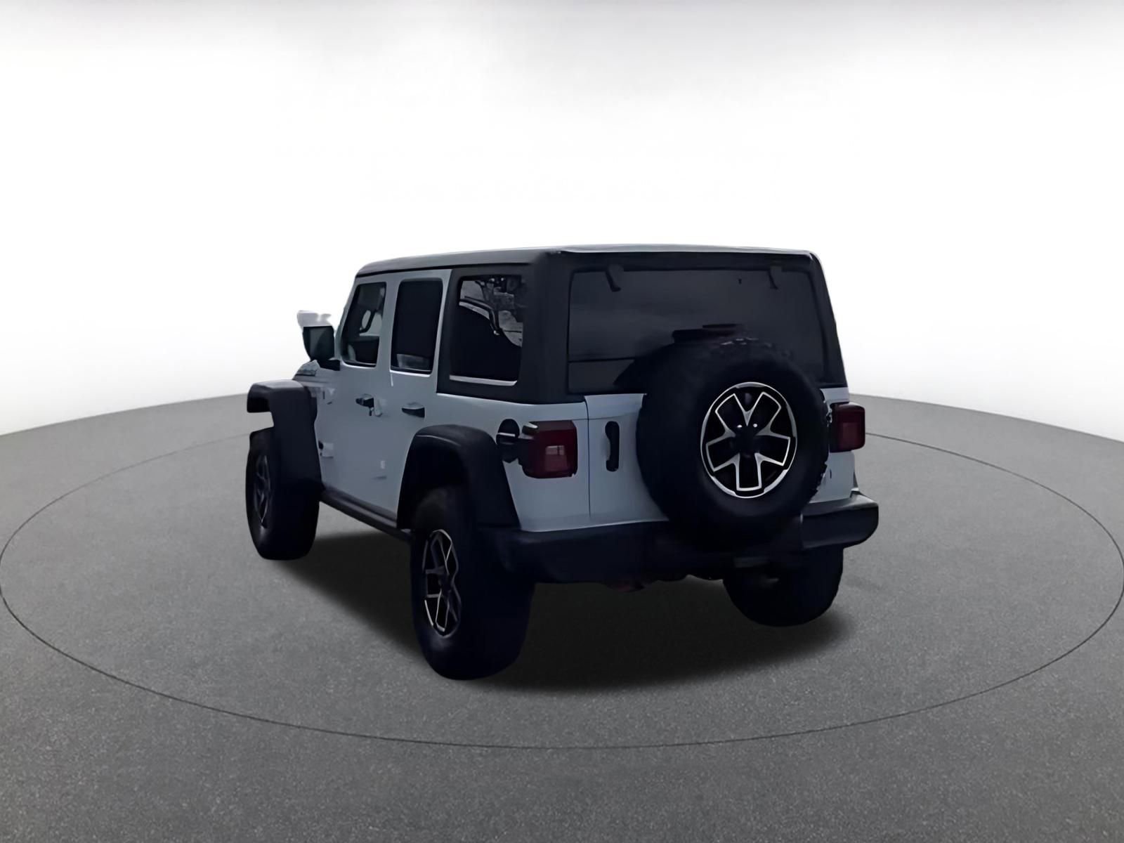 Thumbnail: 2025 Jeep Wrangler - 3