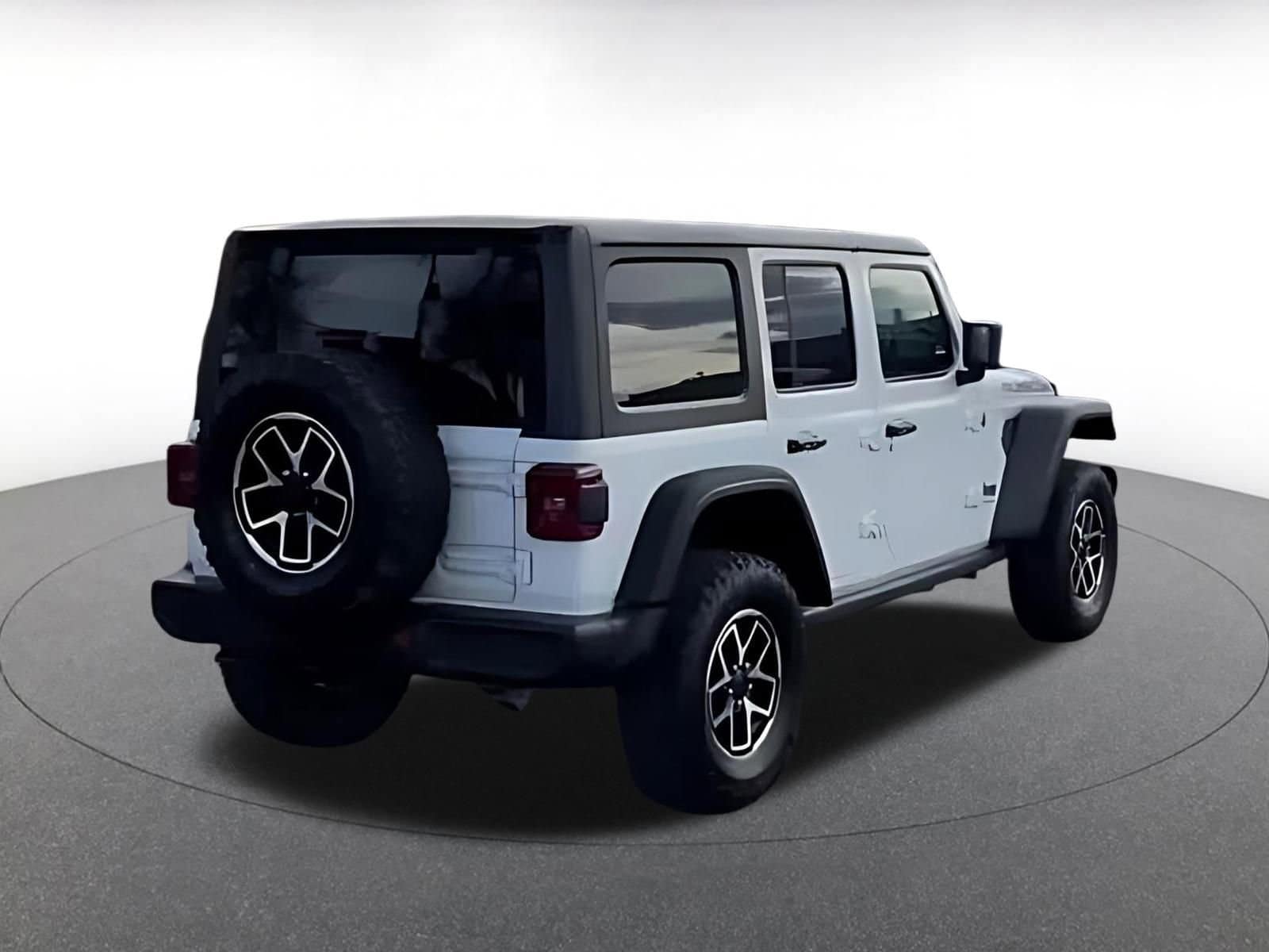 Thumbnail: 2025 Toyota RAV4 - 9