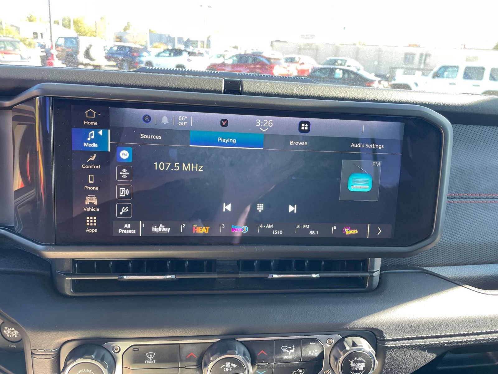 Thumbnail: 2025 Jeep Wrangler - 21