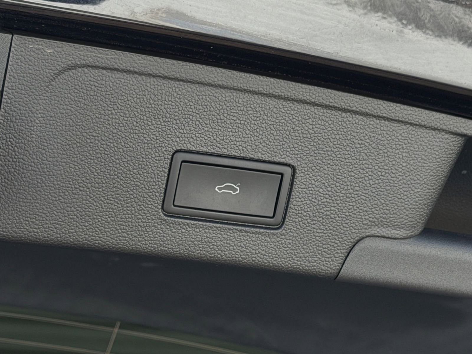 Thumbnail: 2025 Volkswagen Atlas - 23