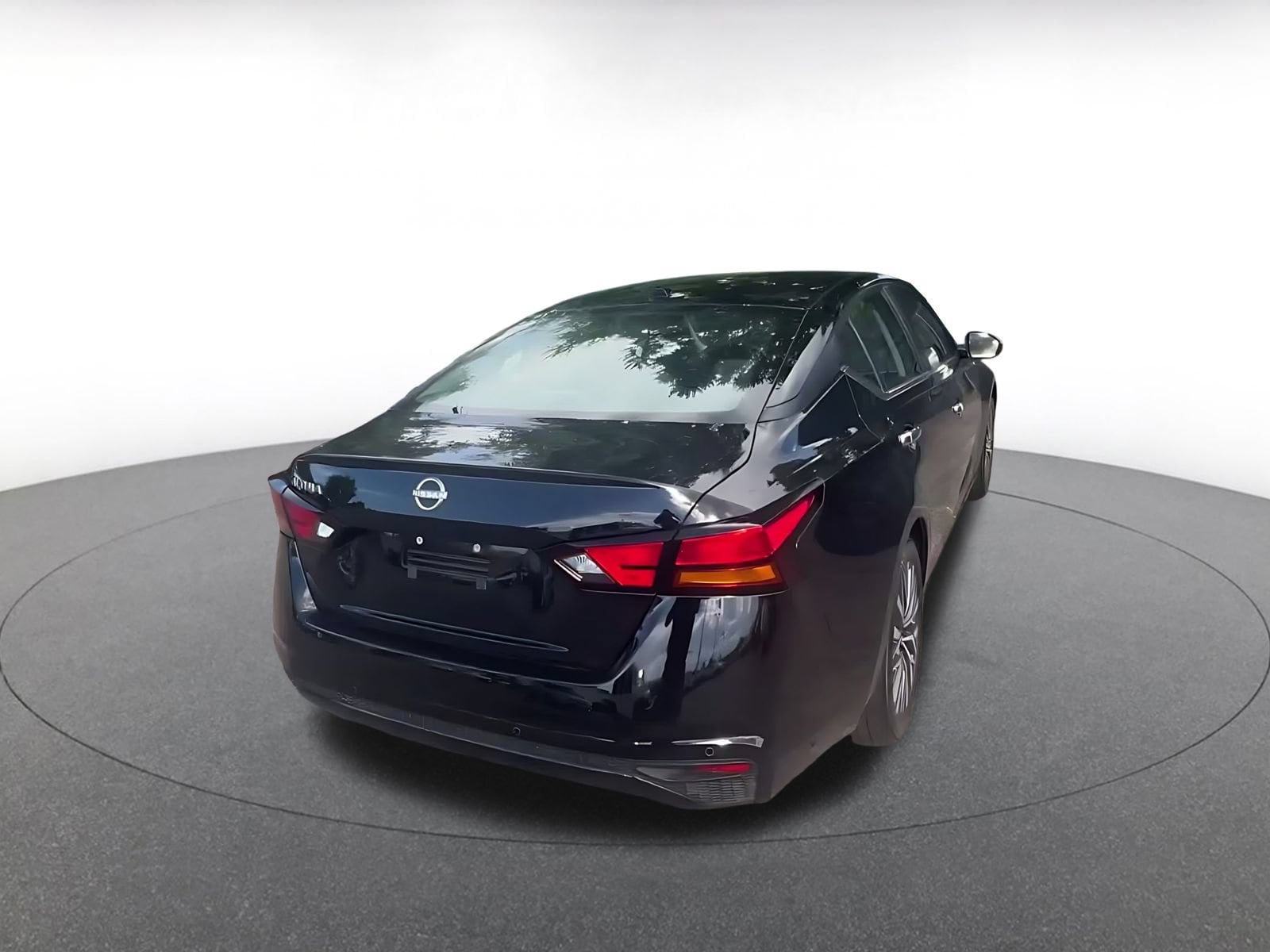Thumbnail: 2025 Nissan Altima - 15