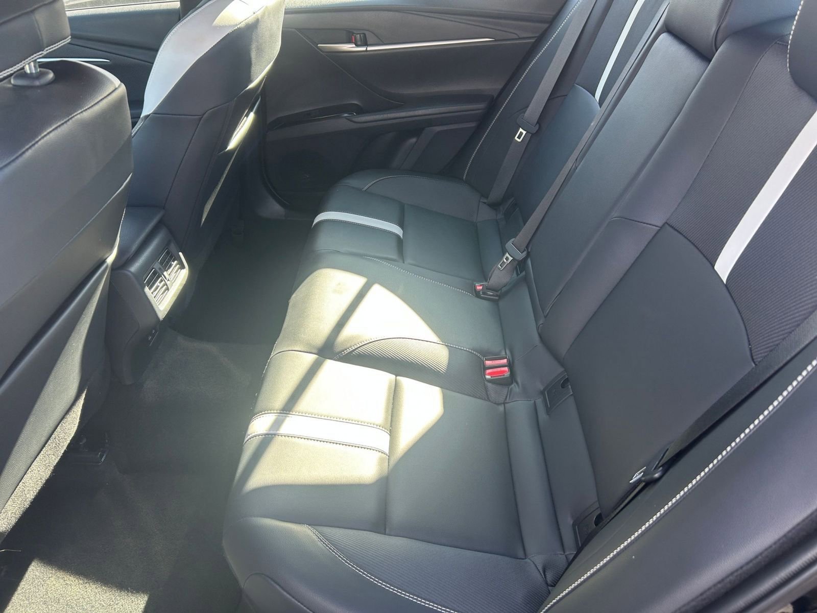 Thumbnail: 2025 Toyota Camry - 25