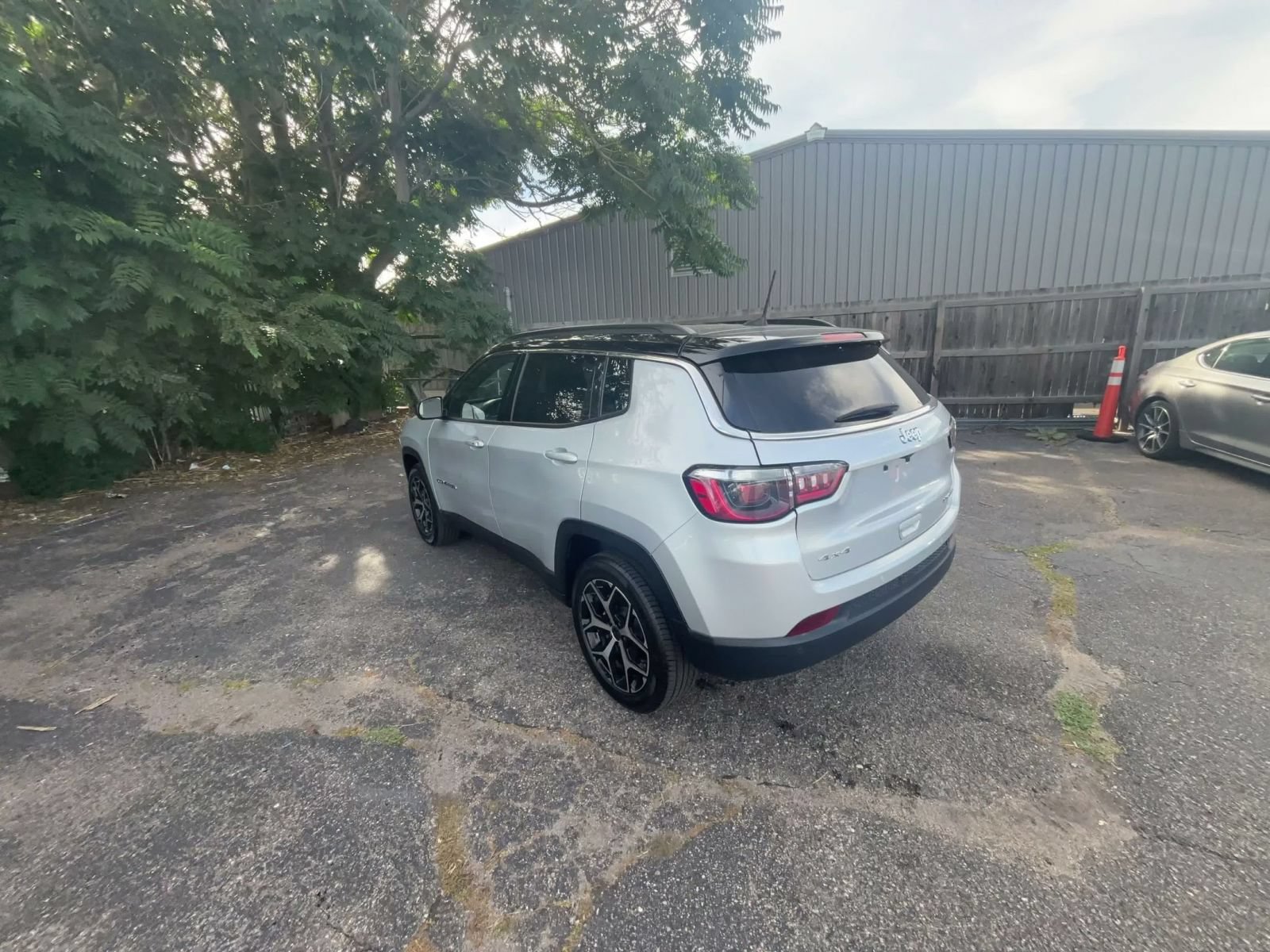 Thumbnail: 2025 Jeep Compass - 10