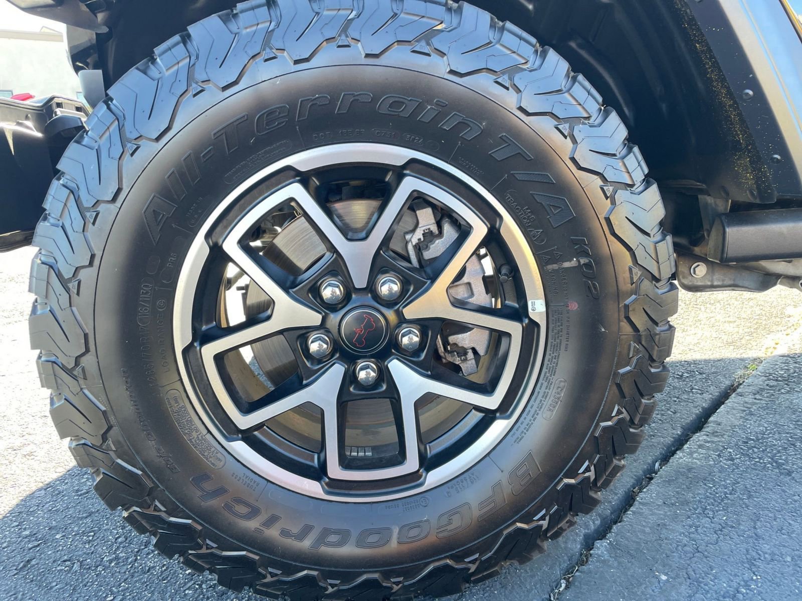 Thumbnail: 2025 Jeep Wrangler - 30