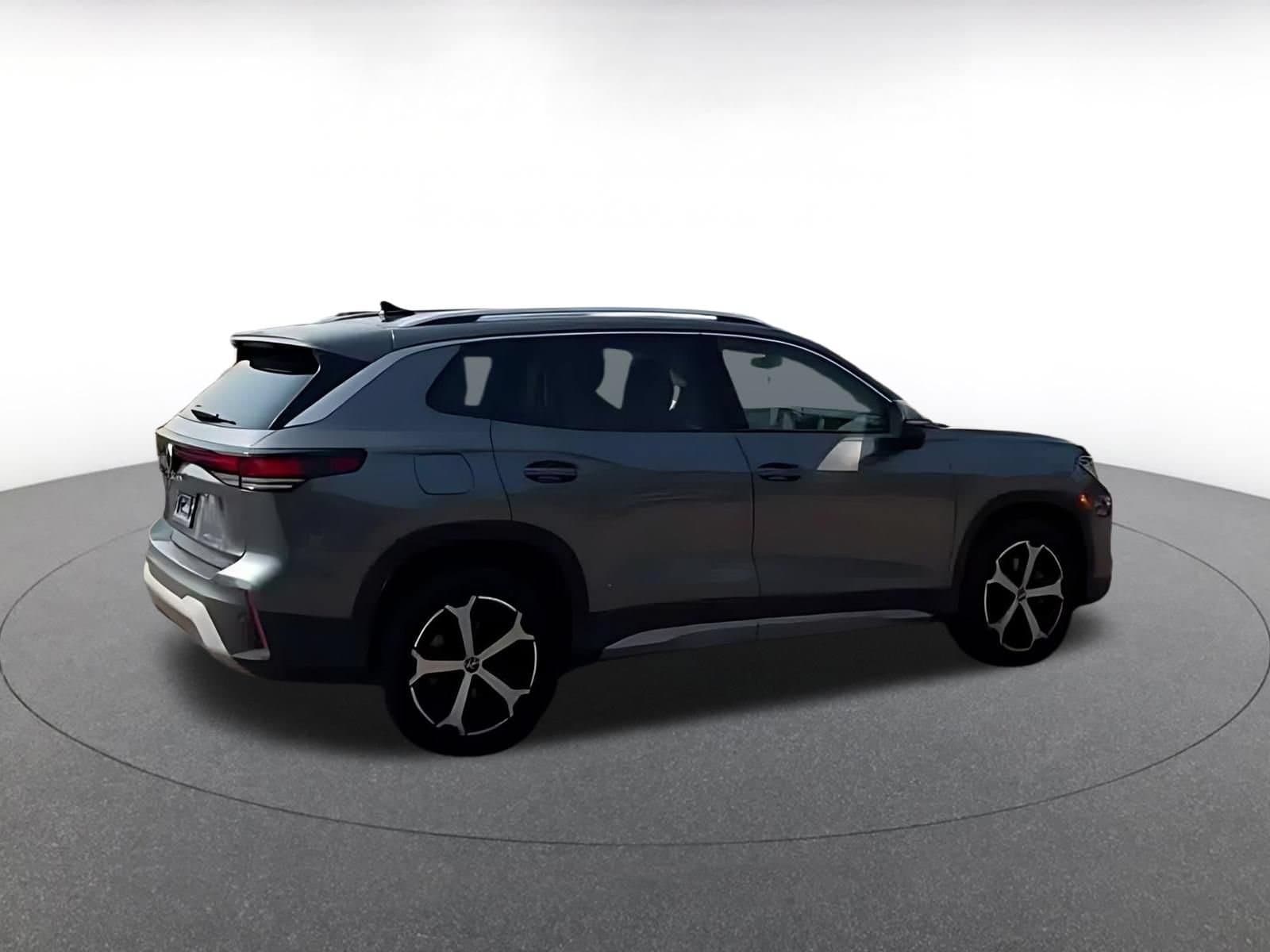 Thumbnail: 2026 Volkswagen Tiguan - 13