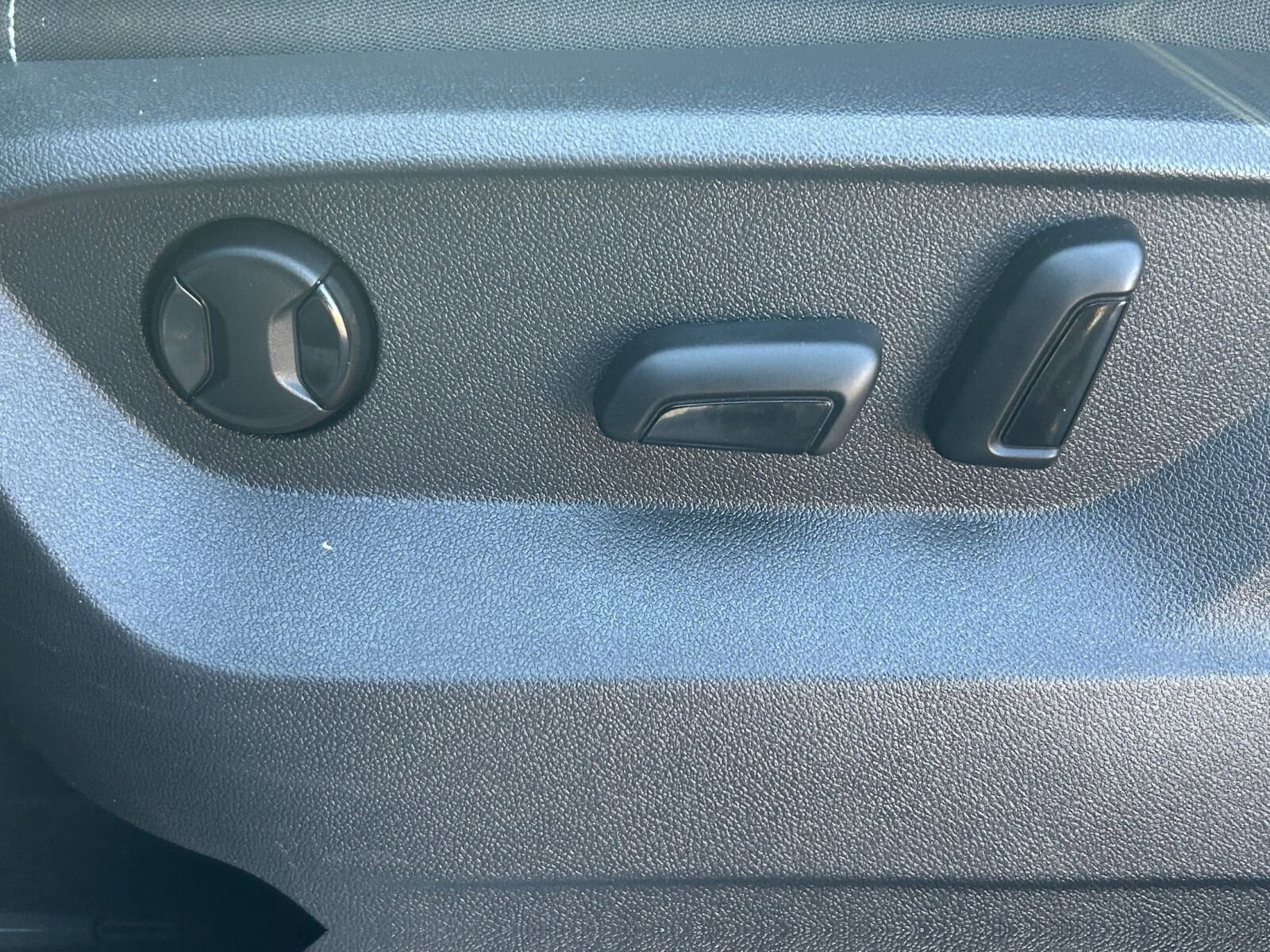 Thumbnail: 2025 Volkswagen Atlas - 23