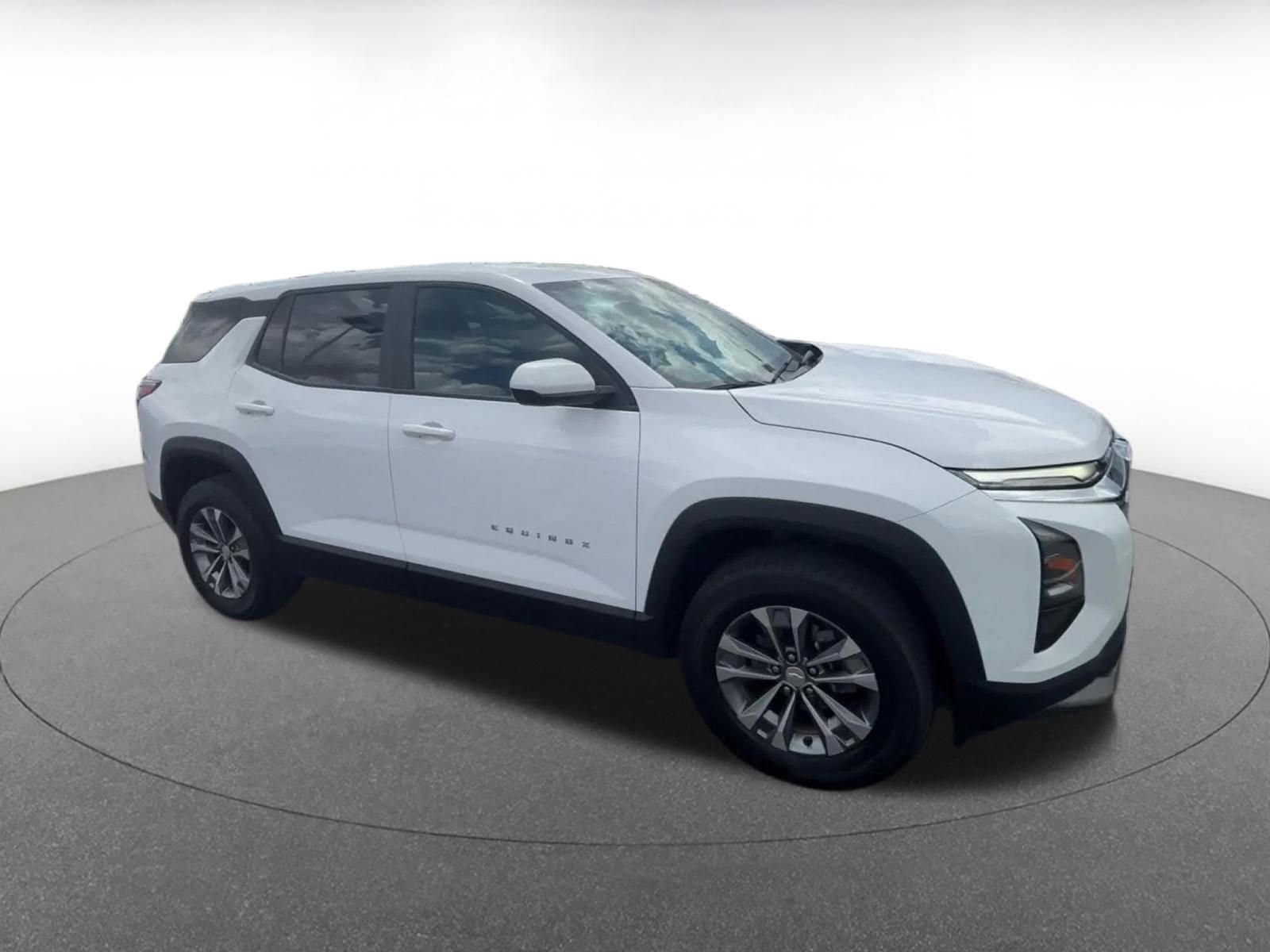 Thumbnail: 2025 Chevrolet Equinox - 2