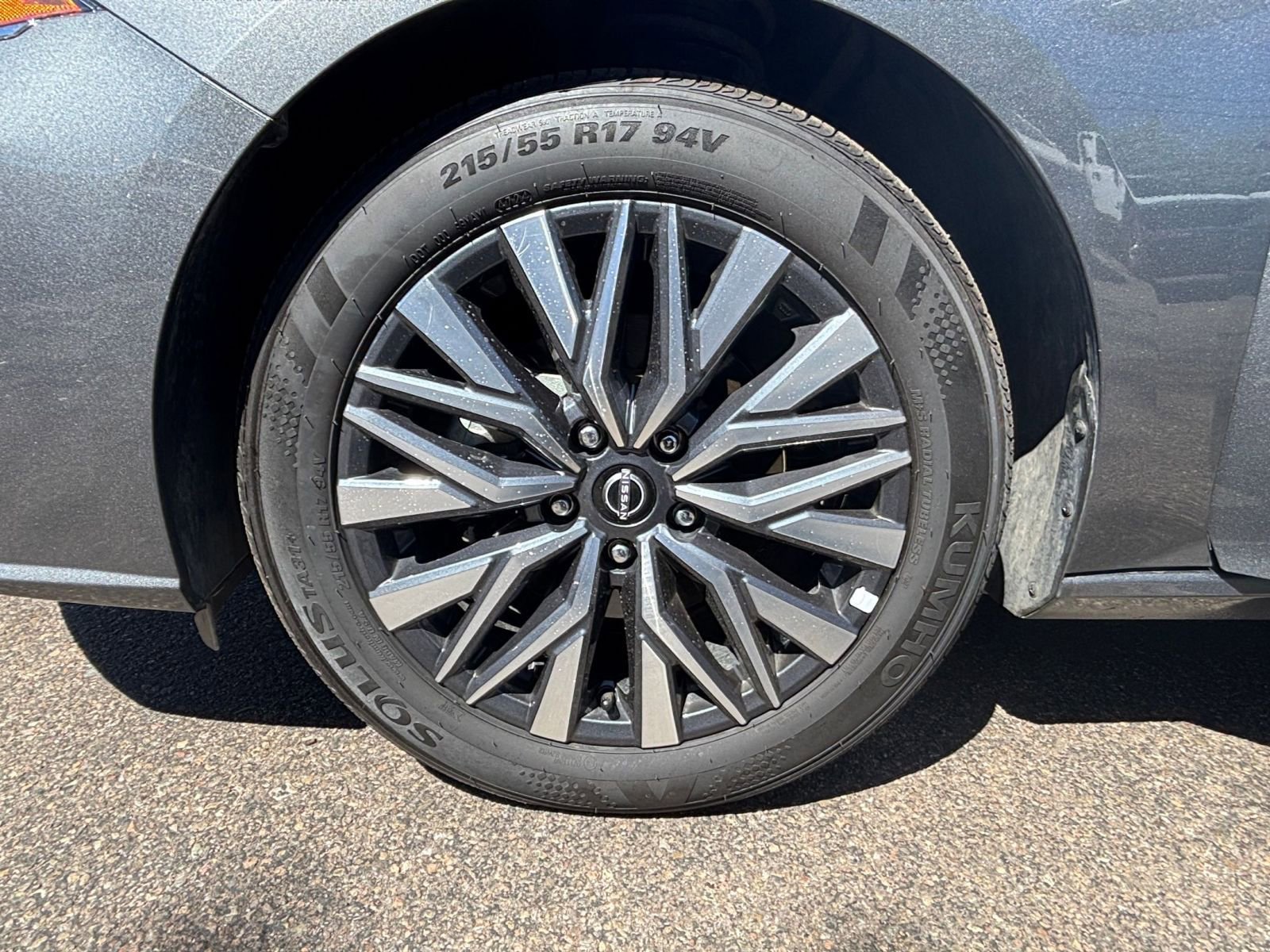 Thumbnail: 2025 Nissan Altima - 28