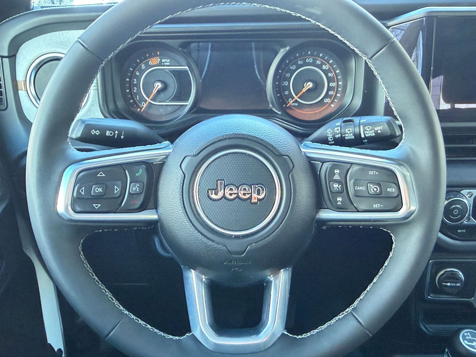 Thumbnail: 2025 Jeep Wrangler - 28