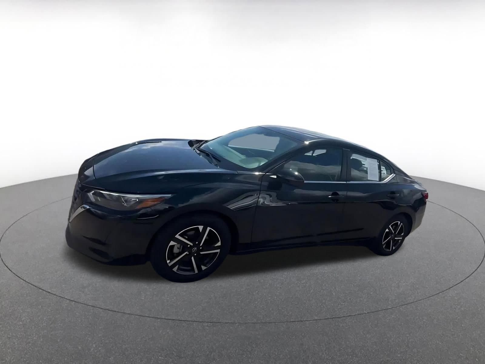 Thumbnail: 2025 Nissan Sentra - 8