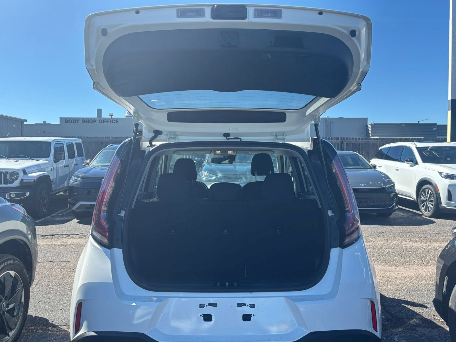 Thumbnail: 2025 Kia Soul - 27