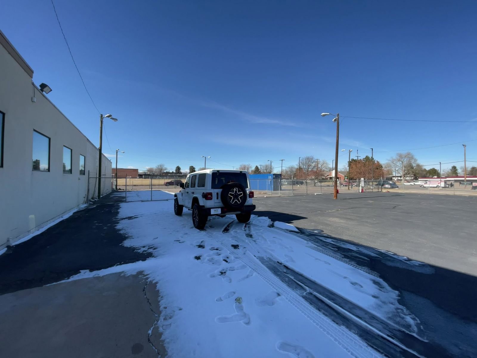 Thumbnail: 2025 Jeep Wrangler - 15