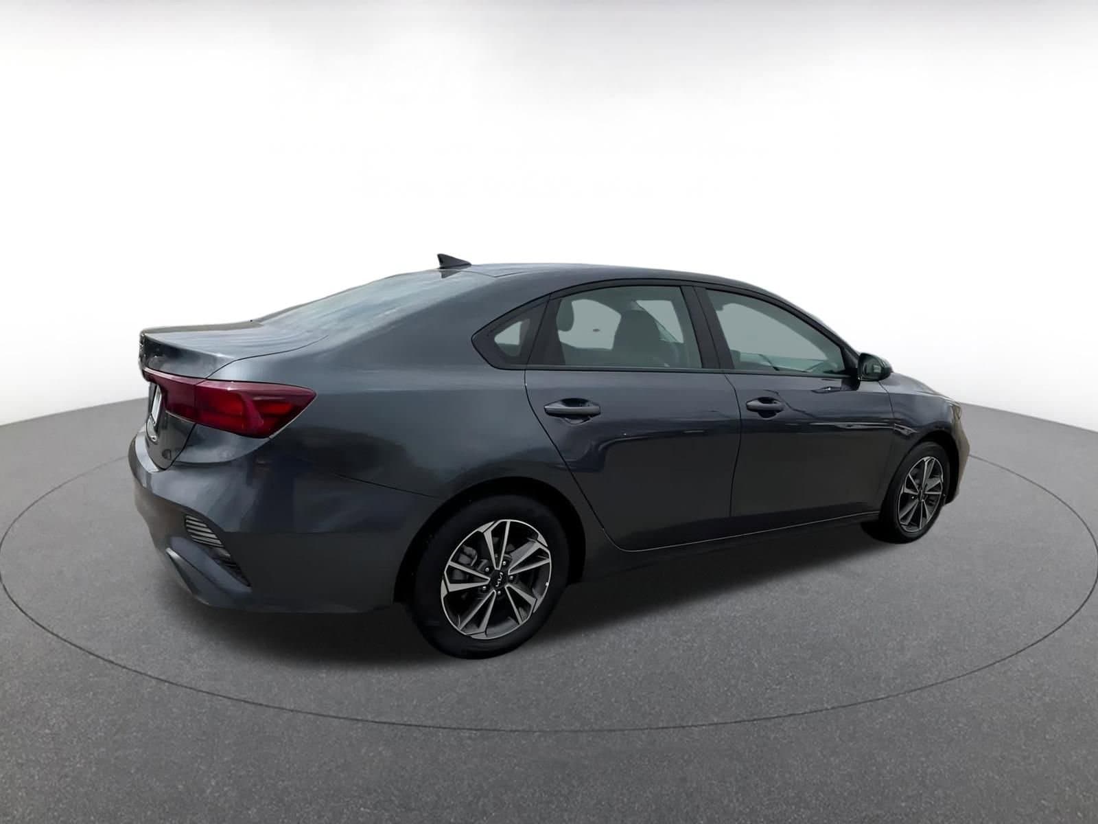 2024 Kia Forte LXS 15