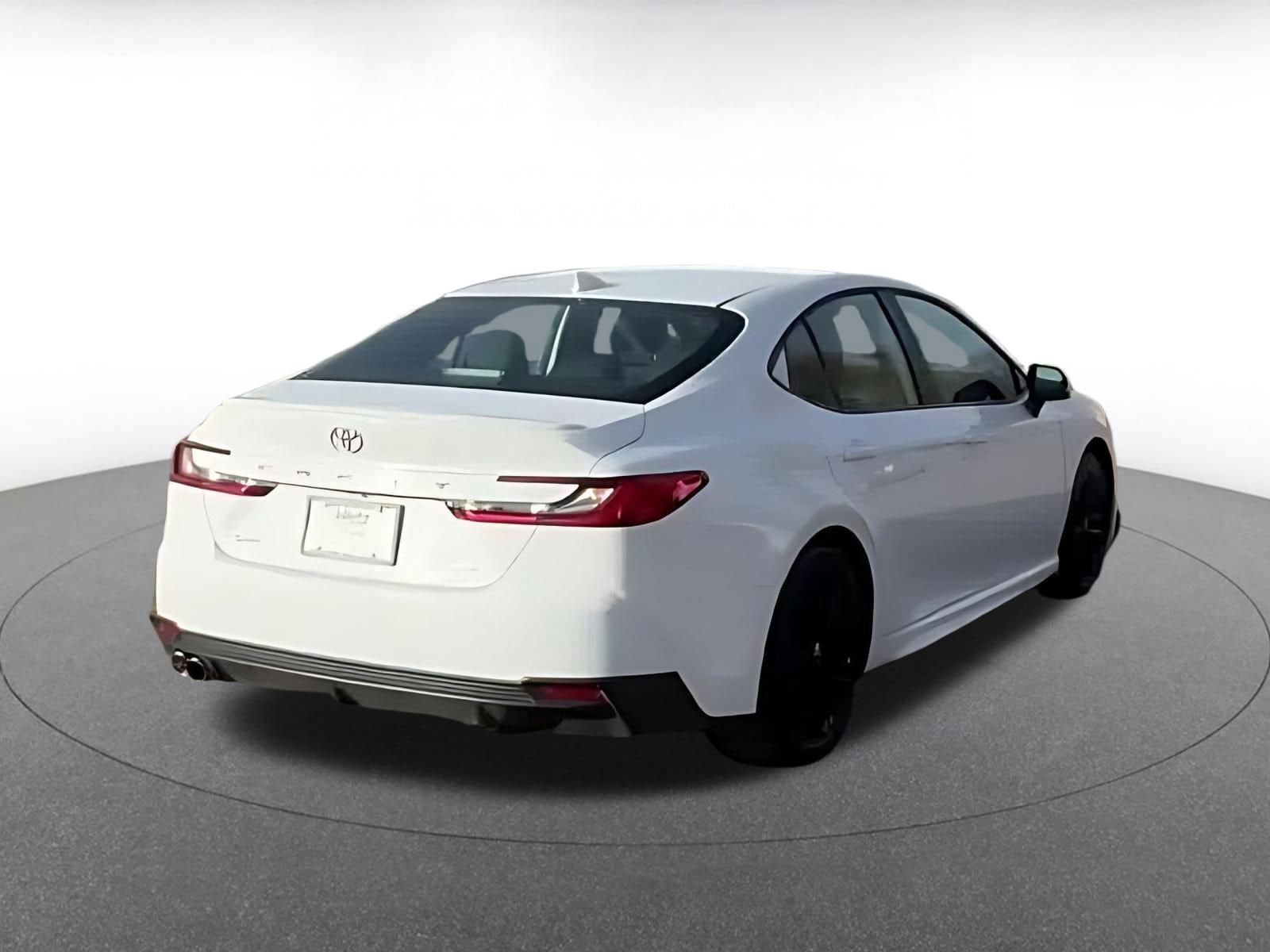 Thumbnail: 2025 Toyota Camry - 11