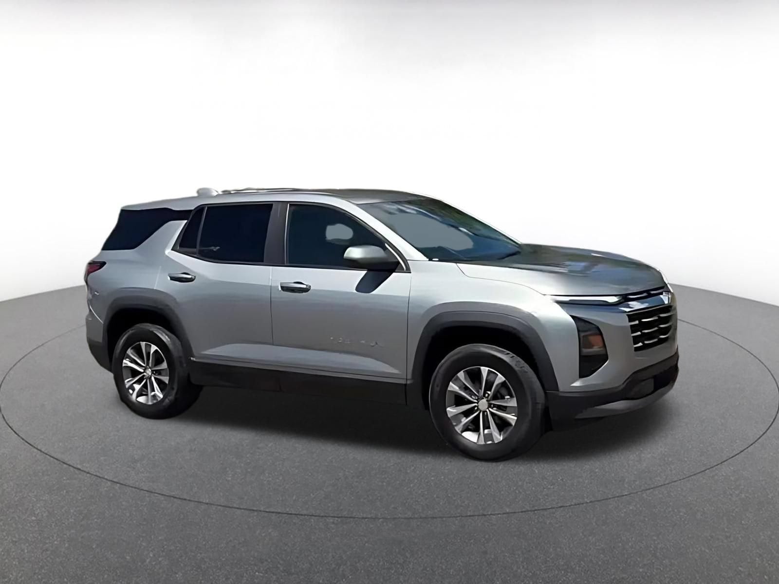 Thumbnail: 2025 Chevrolet Equinox - 2