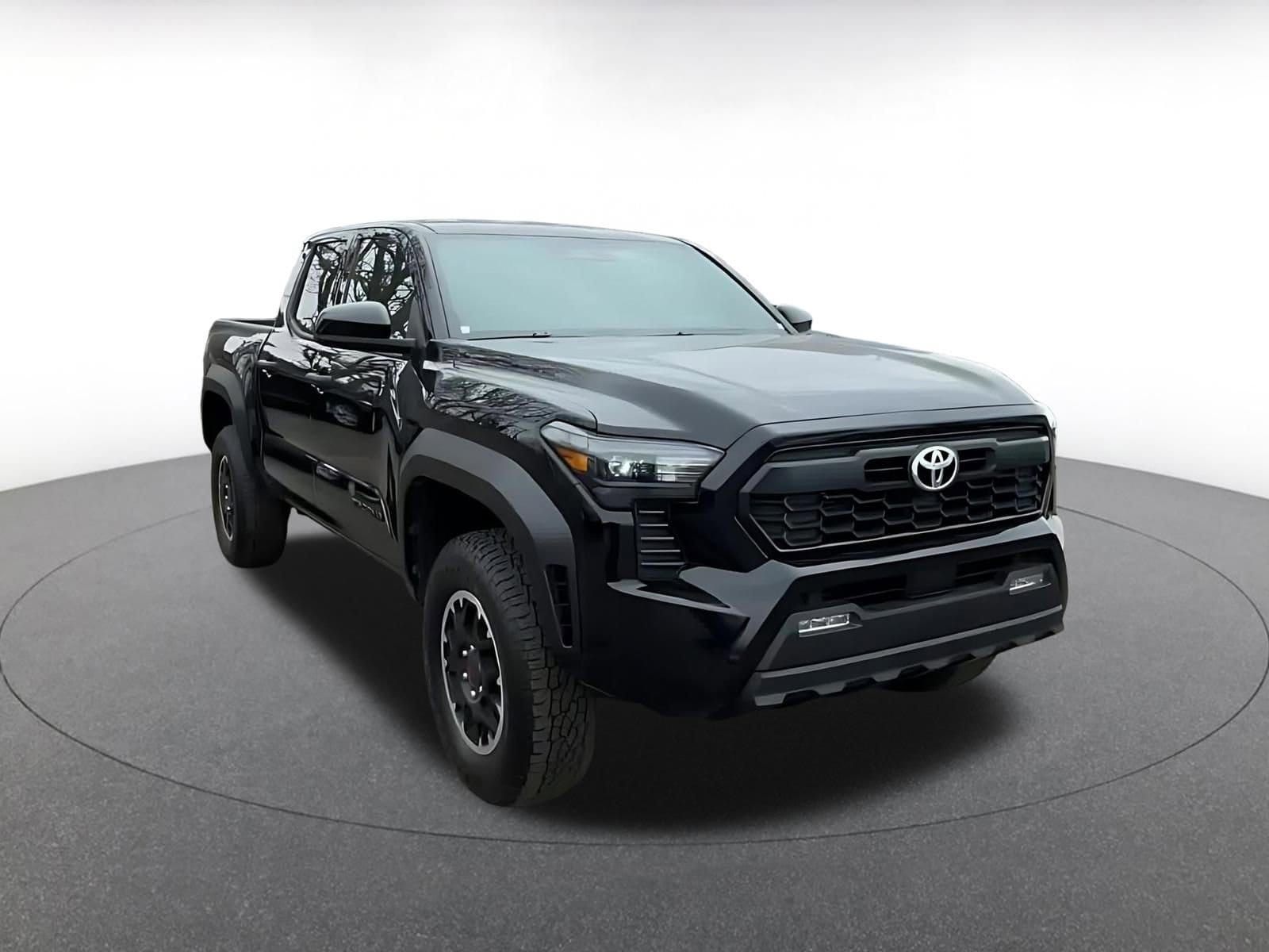 Thumbnail: 2025 Toyota Tacoma - 3