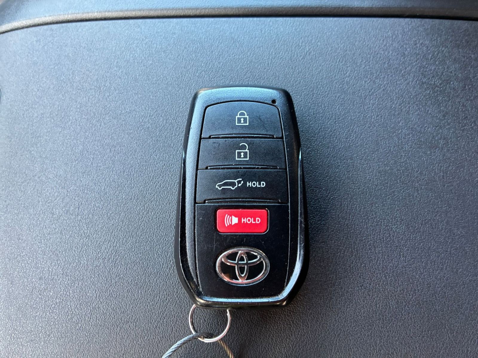 Thumbnail: 2025 Toyota Highlander - 22