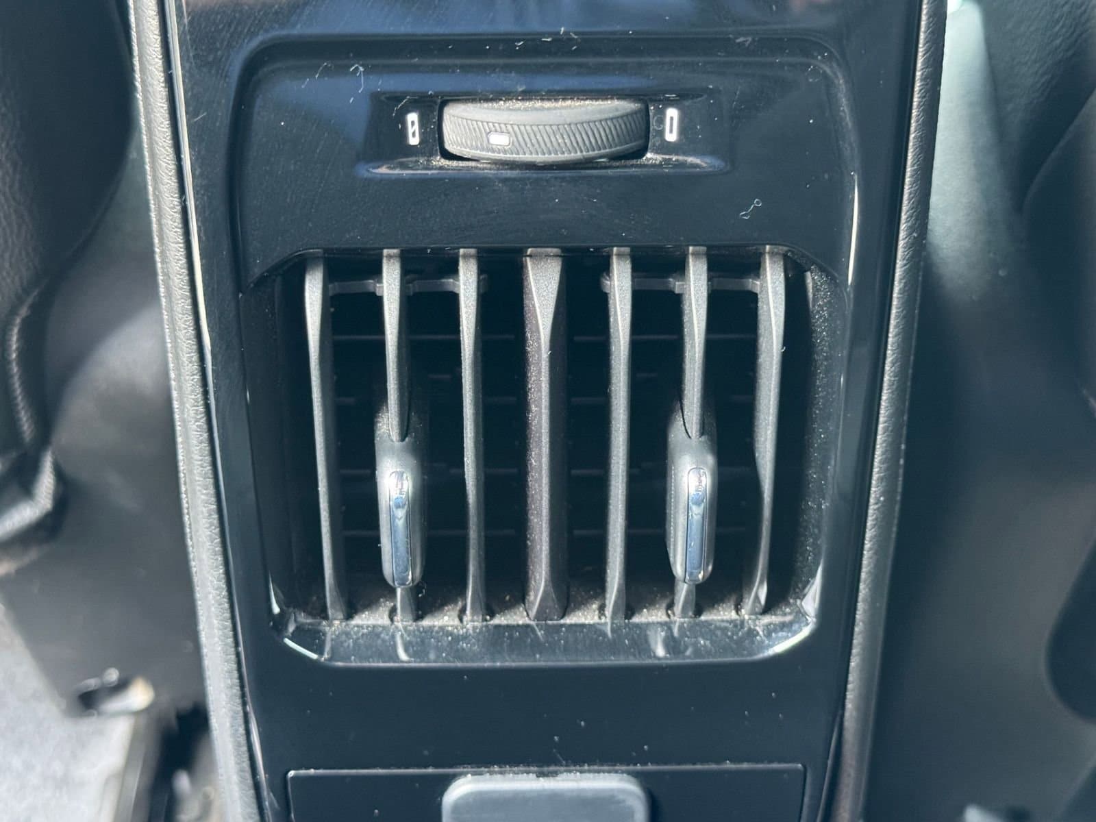 Thumbnail: 2025 Jeep Compass - 23